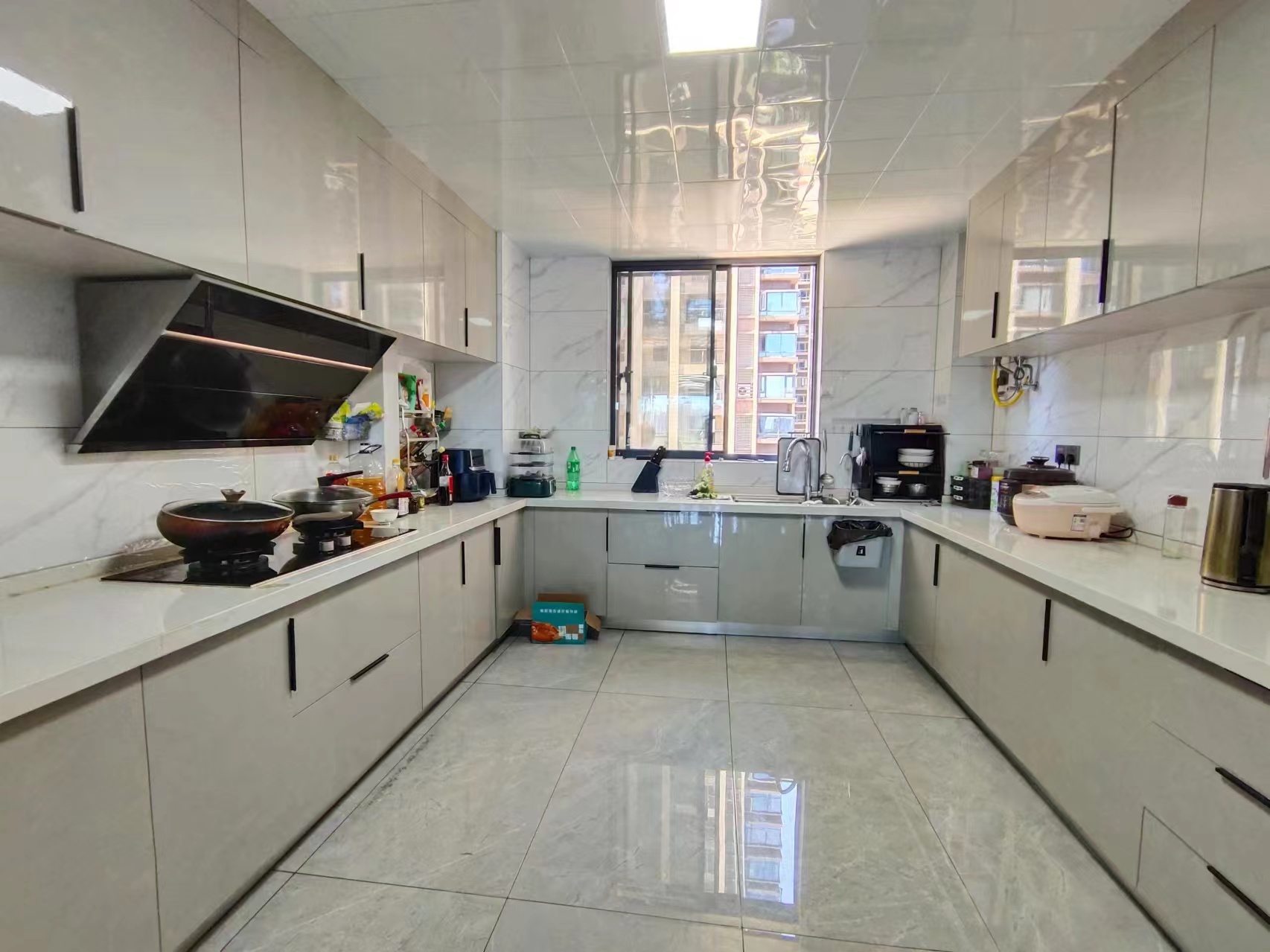 奥园养生城 4室2厅1卫 190.0万 奥园养生城 4室2厅1卫 190.0万室内图