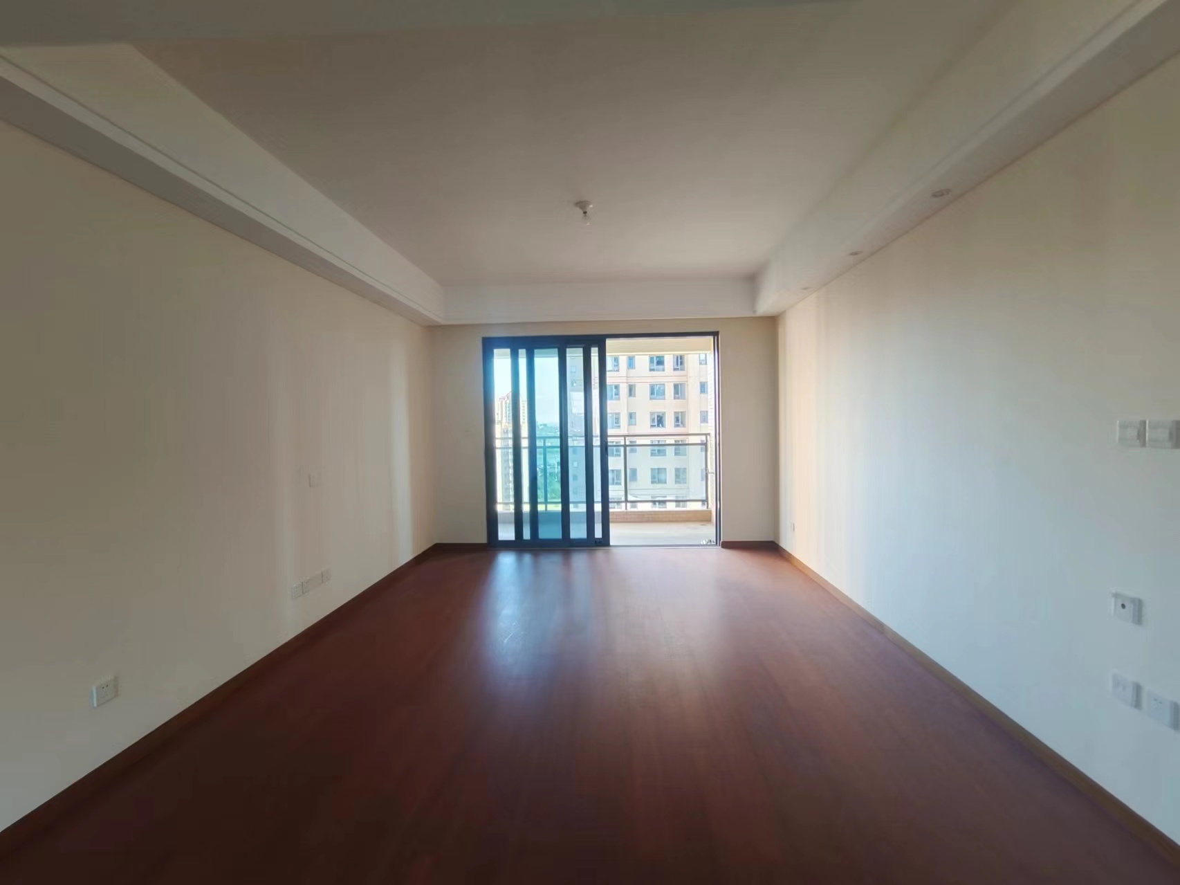 晋合湘水湾四期 4室2厅2卫 125.0万 晋合湘水湾四期 4室2厅2卫 125.0万室内图