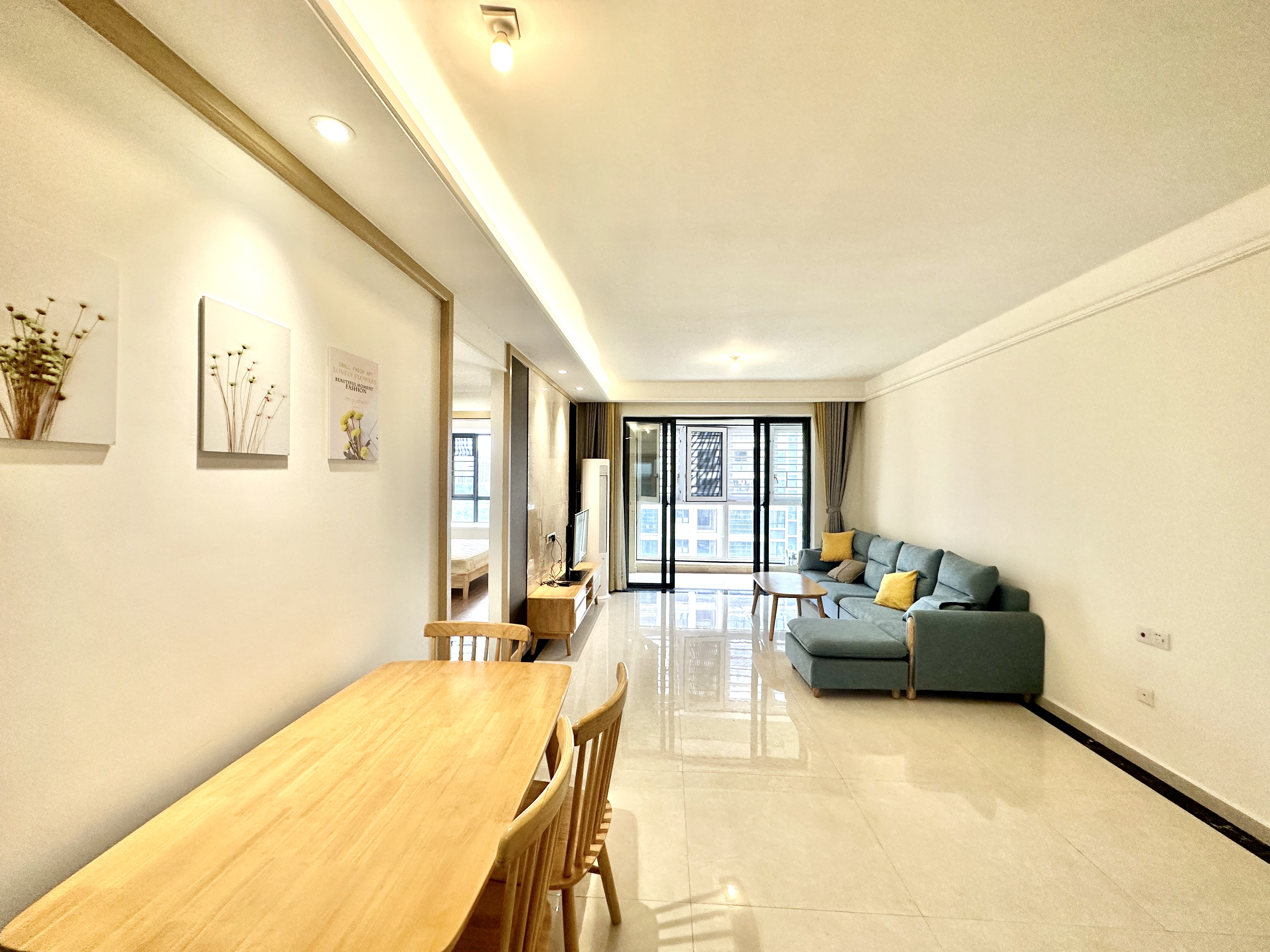 万达广场骏豪仕家(万达公馆) 1室1厅1卫 55.0万 万达广场骏豪仕家(万达公馆) 1室1厅1卫 55.0万客厅