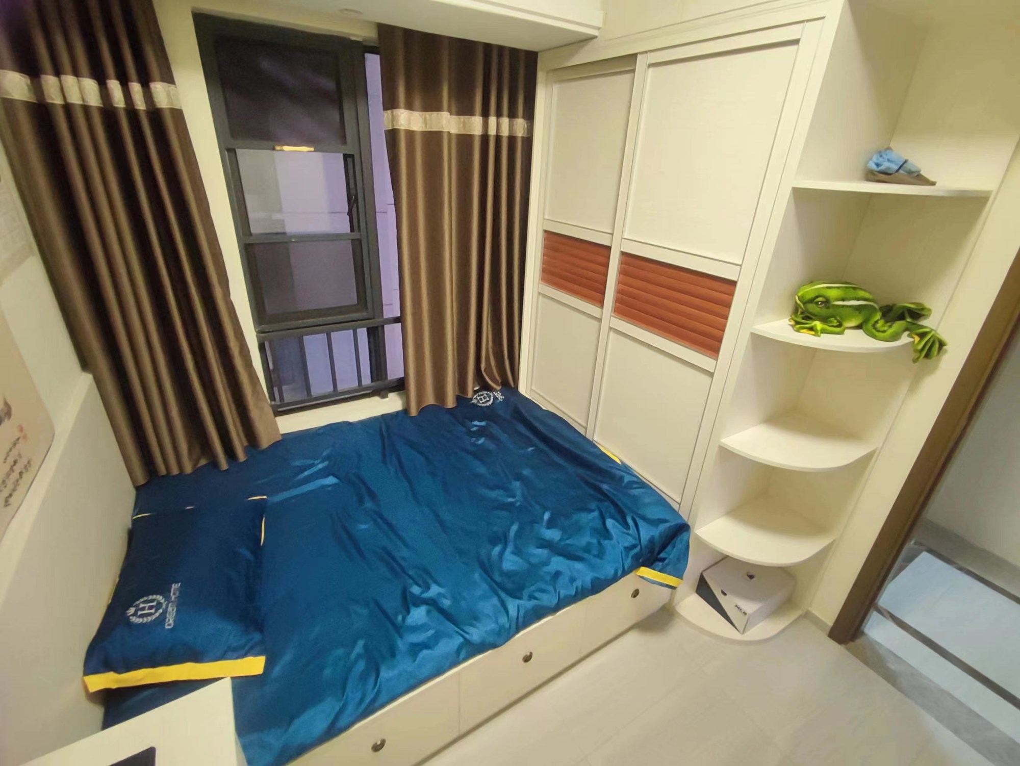 清平乐西郡 3室2厅1卫 200.0万 清平乐西郡 3室2厅1卫 200.0万客厅