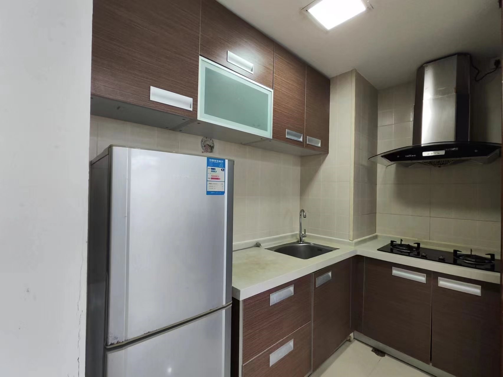 金蓝湾 1室1厅1卫 160.0万 金蓝湾 1室1厅1卫 160.0万客厅