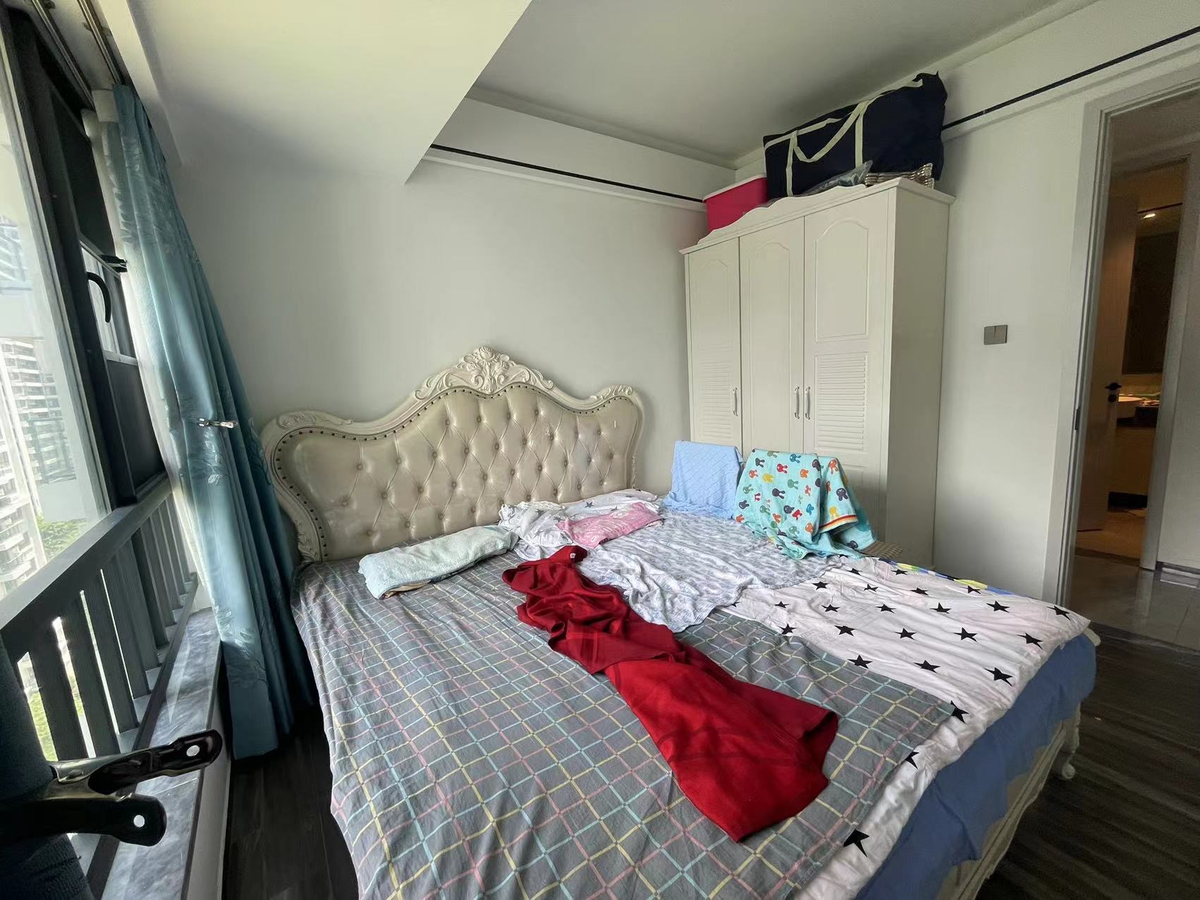 依山云锦 2室1厅1卫 195.0万 依山云锦 2室1厅1卫 195.0万客厅