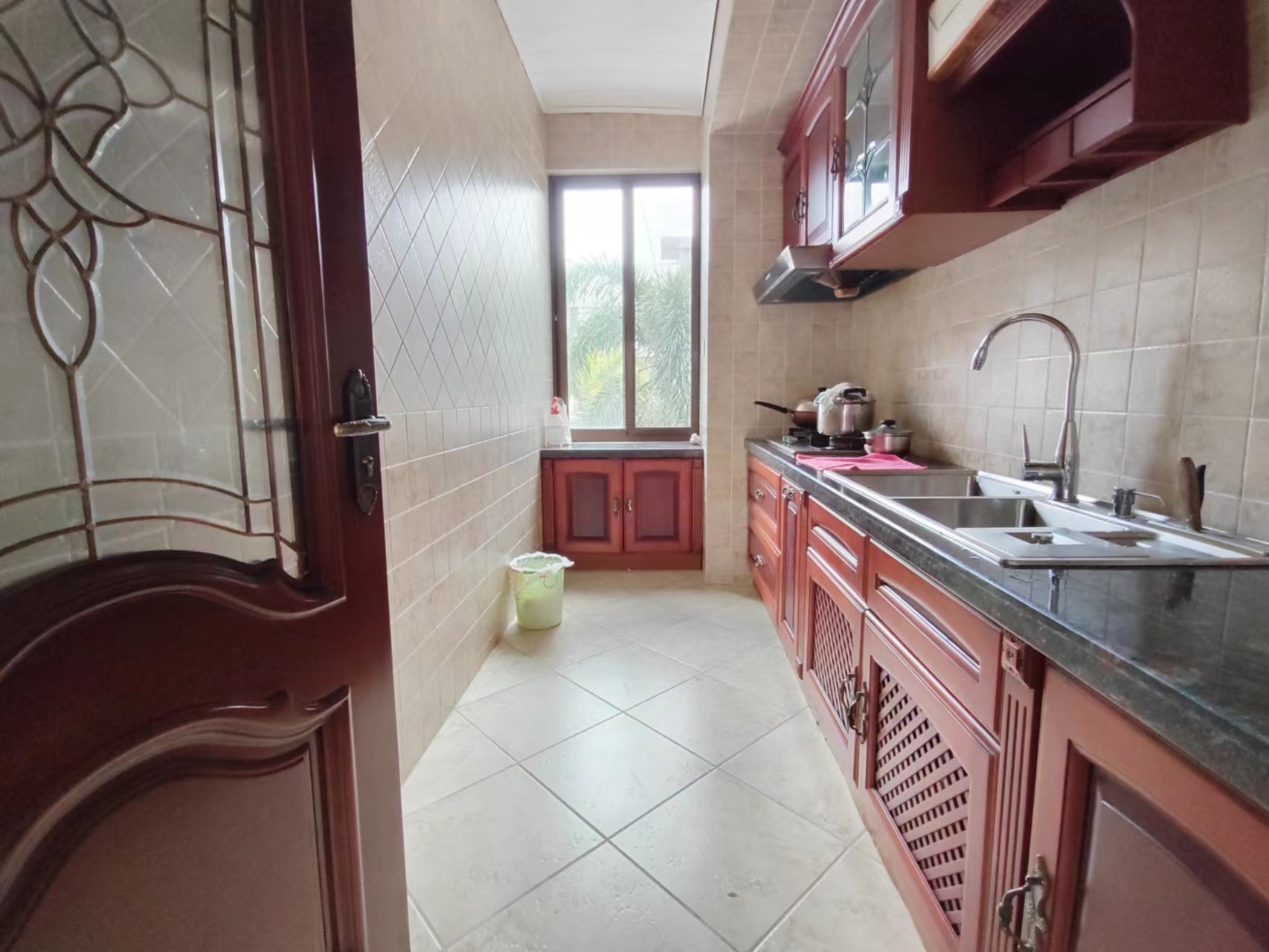 凤凰水城凤凰湾 3室2厅1卫 5000.0元/月 凤凰水城凤凰湾 3室2厅1卫 5000.0元/月室内图