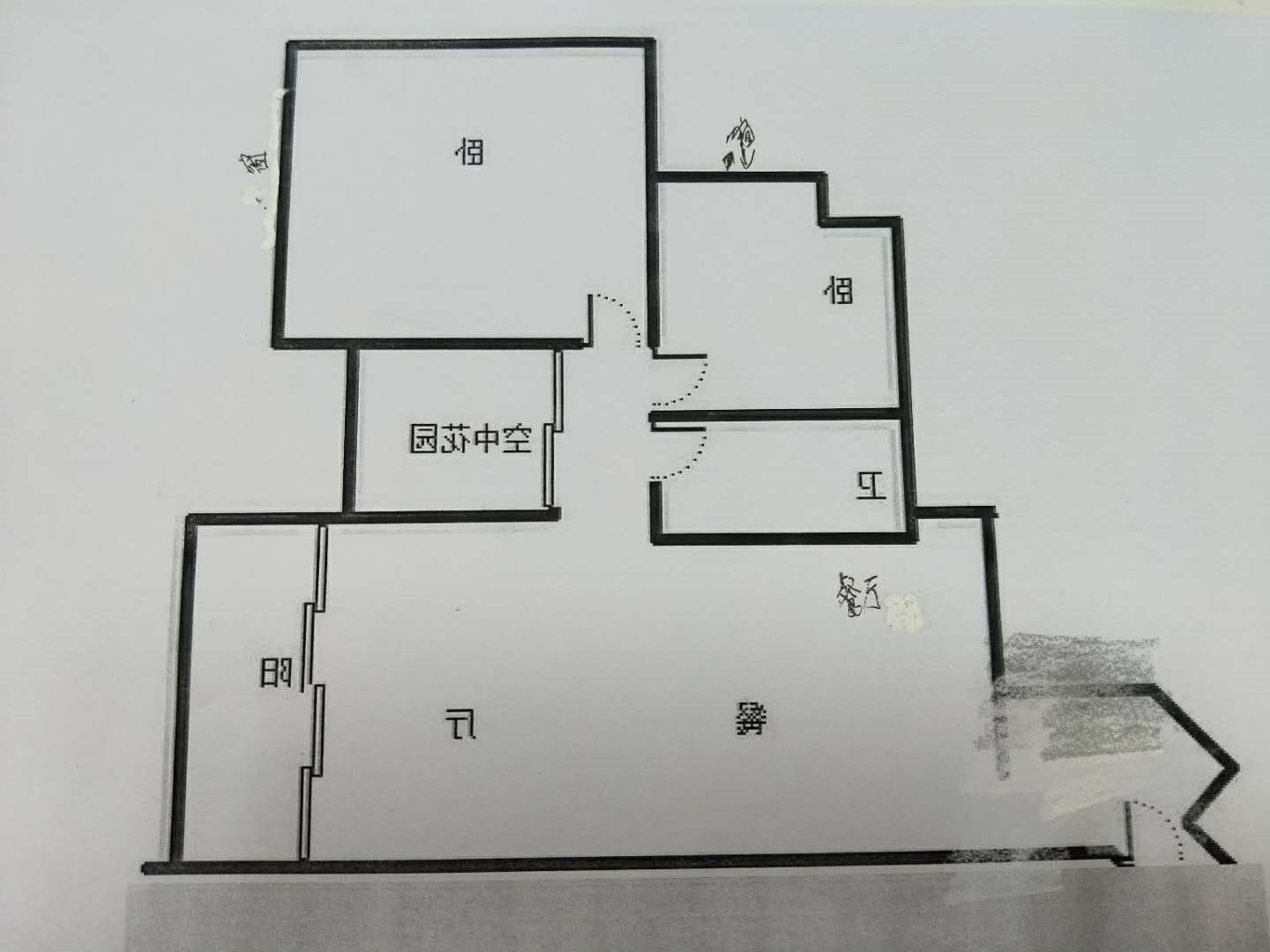 卓达东方巴哈马三期自由港湾  3室2厅1卫   220.00万客厅