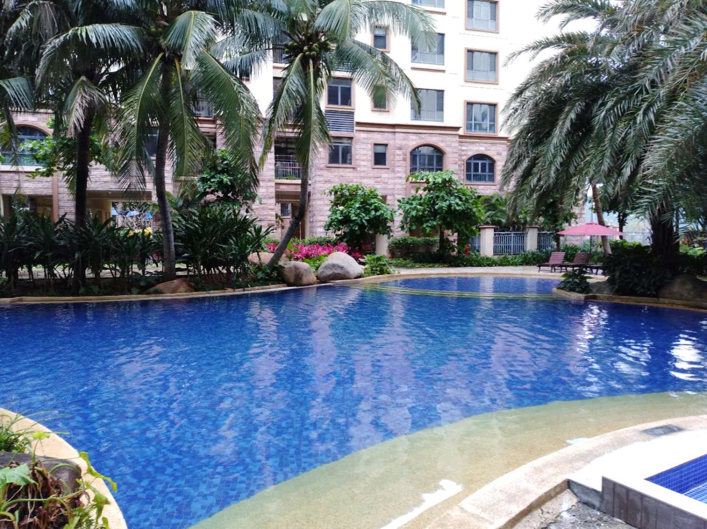 半岛蓝湾 3室2厅2卫 300.0万 半岛蓝湾 3室2厅2卫 300.0万客厅