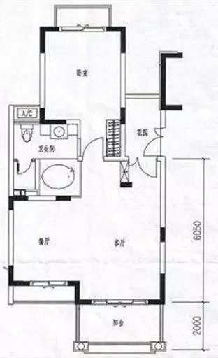 公主郡一期  1室1厅1卫   180.00万客厅