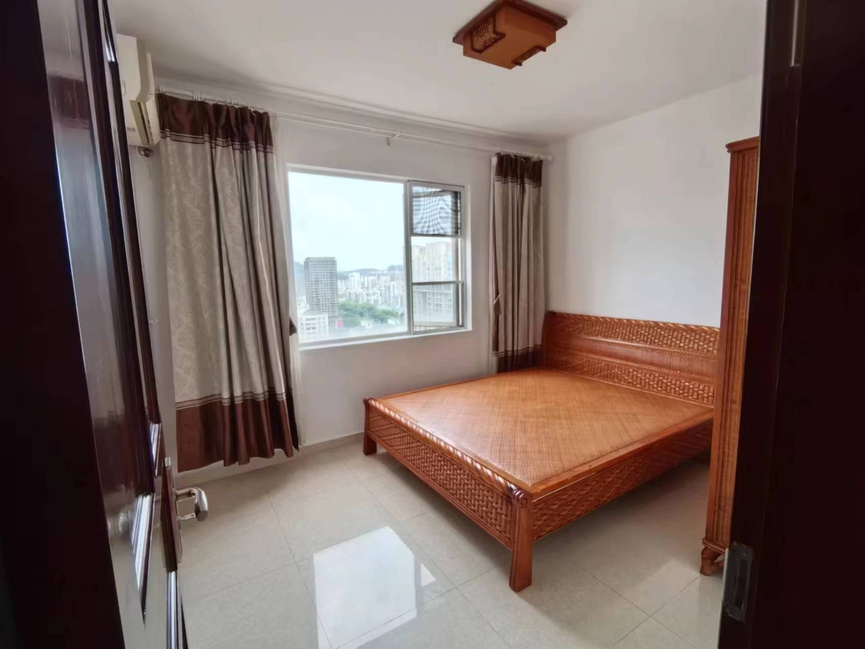 和兴家园 3室2厅1卫 3500.0元/月 和兴家园 3室2厅1卫 3500.0元/月室内图