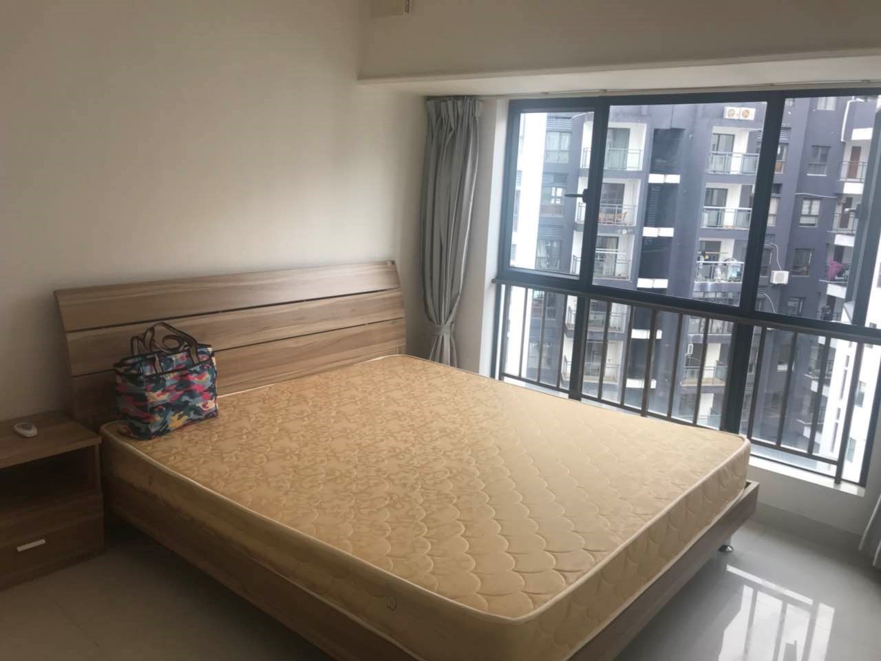 卓达东方巴哈马三期自由港湾 2室1厅1卫 185.0万 卓达东方巴哈马三期自由港湾 2室1厅1卫 185.0万客厅