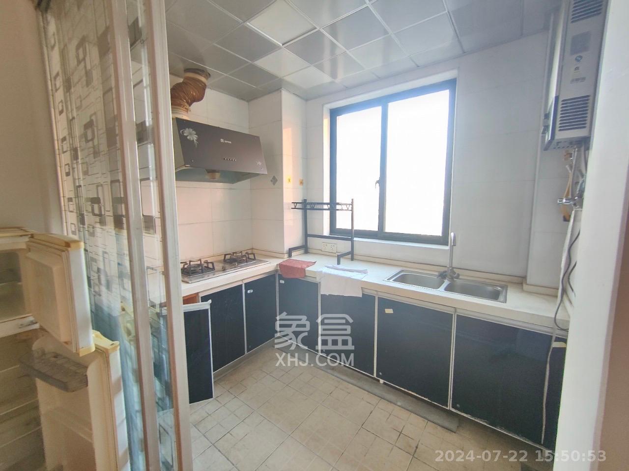 优山美地  3室1厅2卫   2150.00元/月室内图