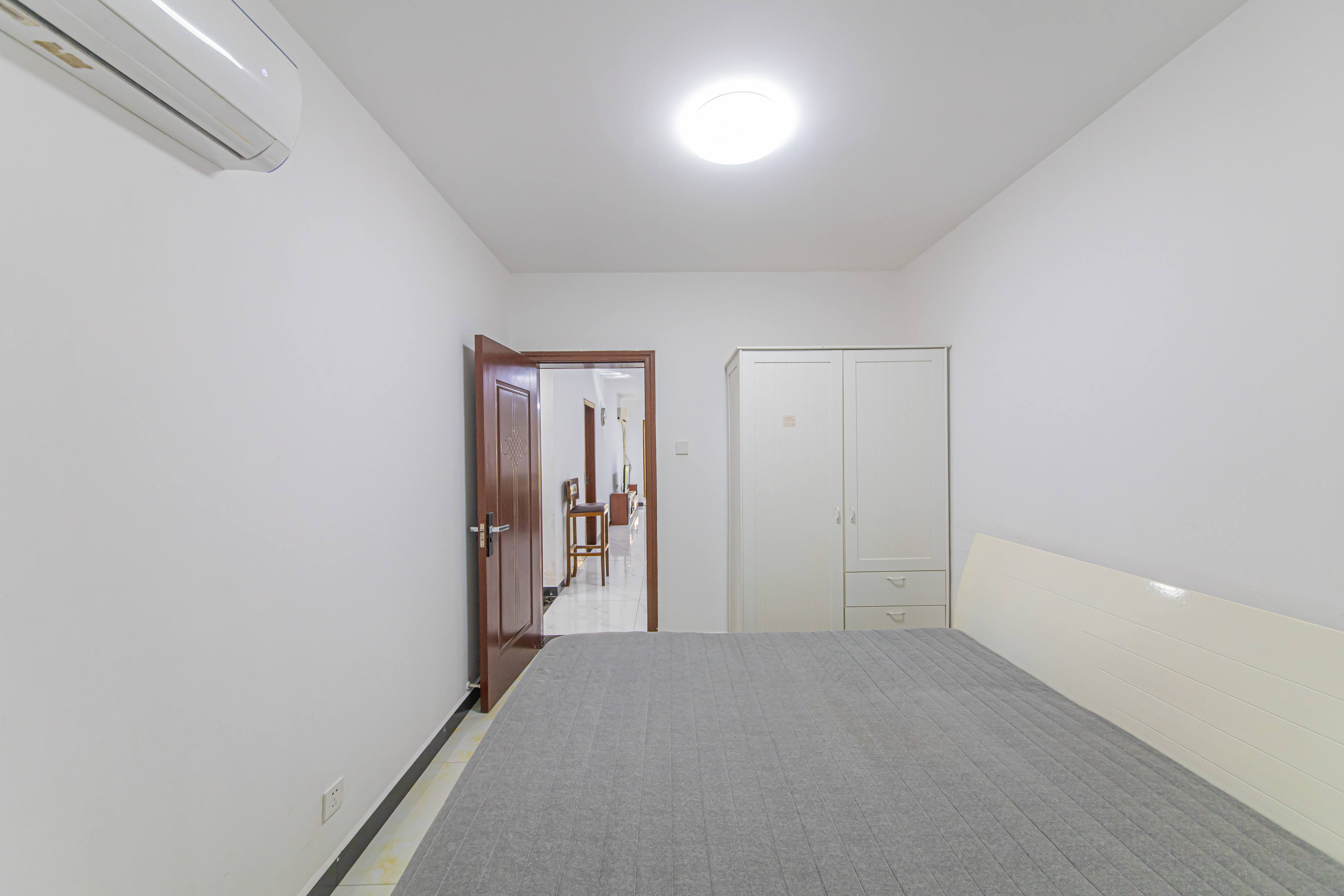 北辰中央公园DF区  3室2厅2卫   110.00万卧室