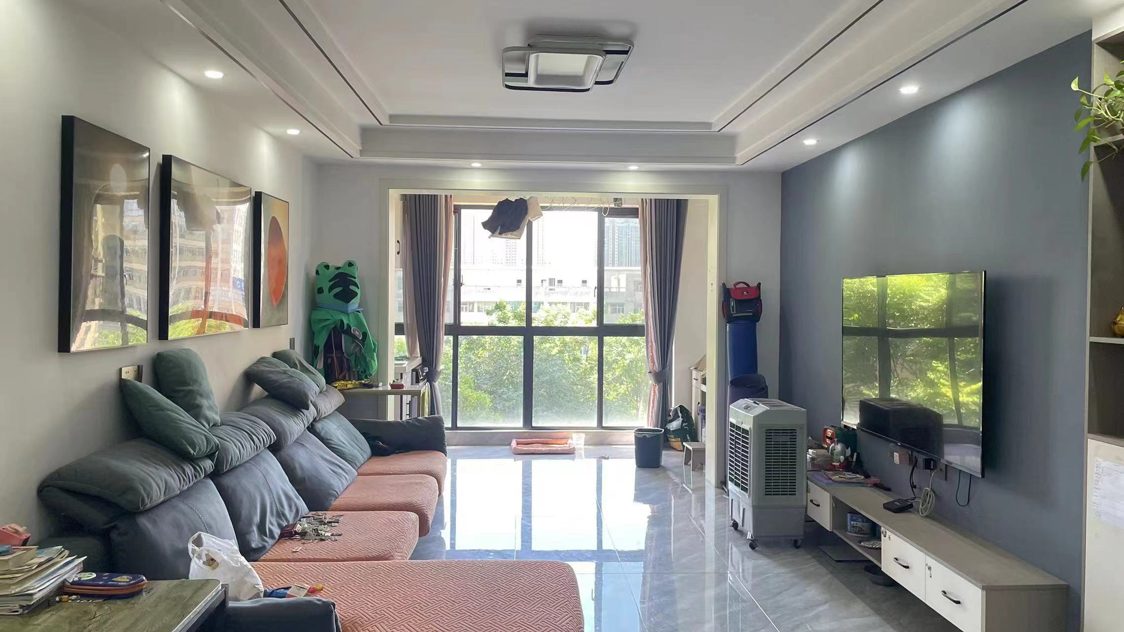 经世龙城  3室2厅1卫    62.0万 经世龙城  3室2厅1卫    62.0万