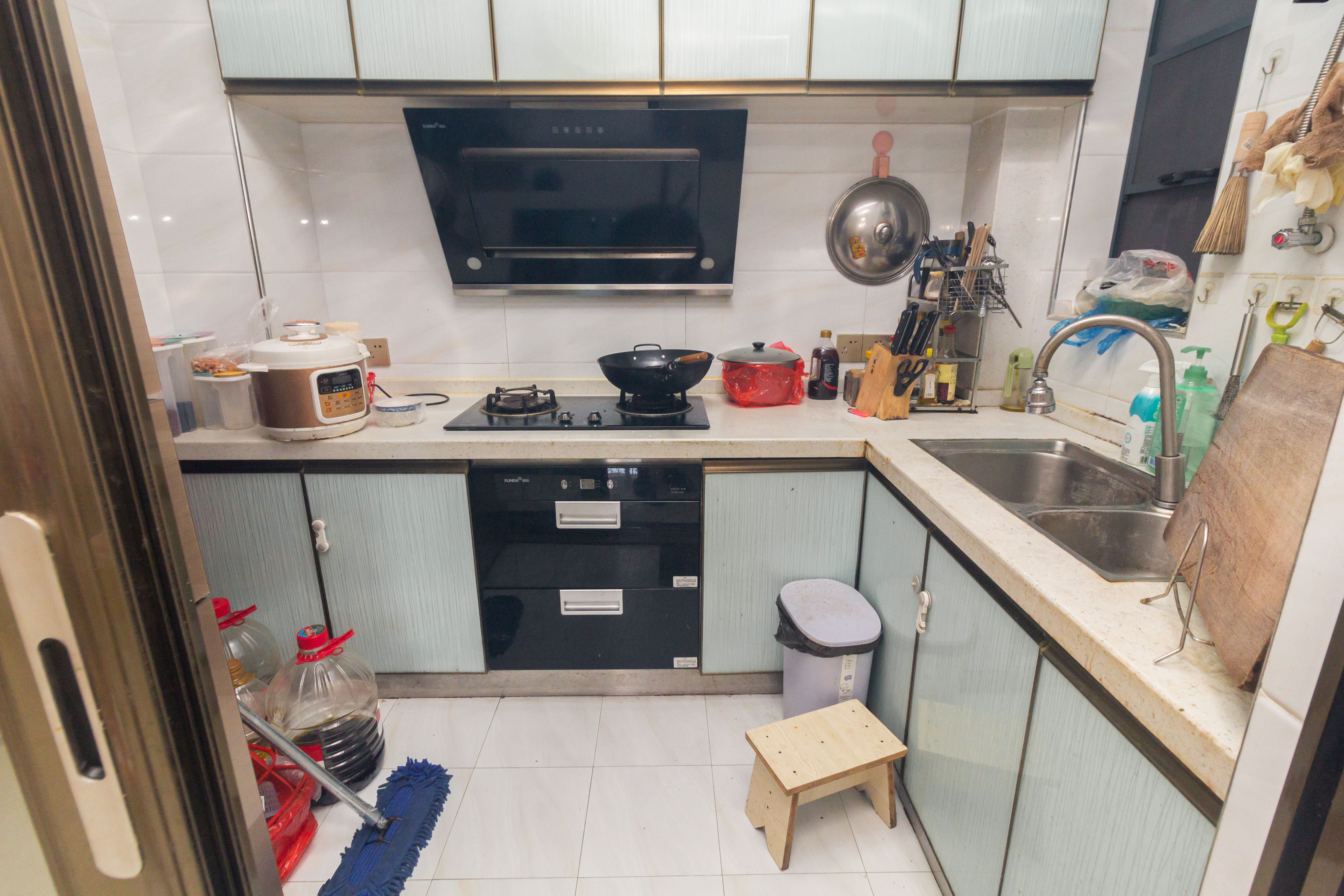 中国铁建国际城二期 3室2厅1卫 52.8万 中国铁建国际城二期 3室2厅1卫 52.8万厨房