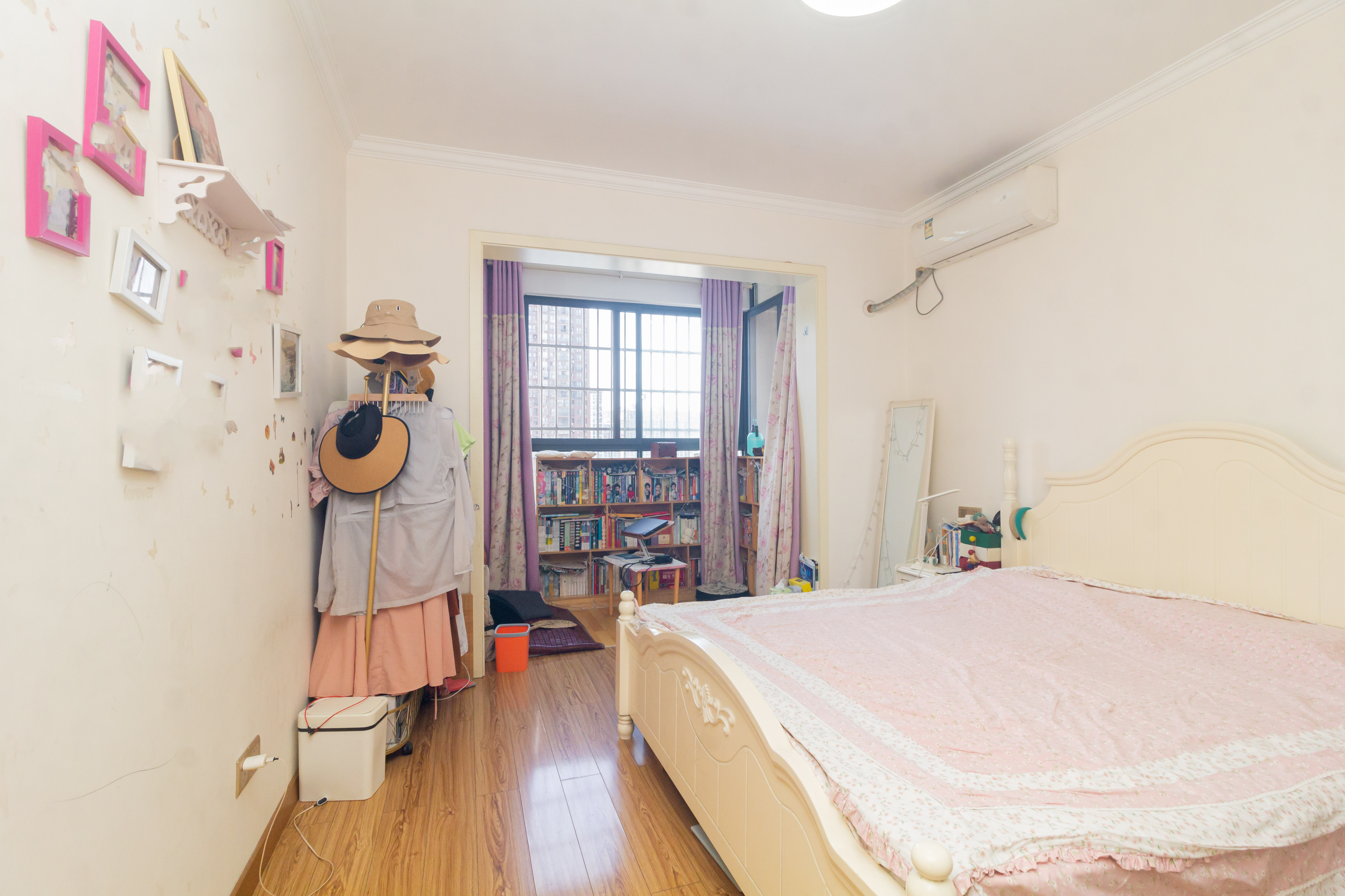 中国铁建国际城二期 2室2厅1卫 45.0万 中国铁建国际城二期 2室2厅1卫 45.0万卧室