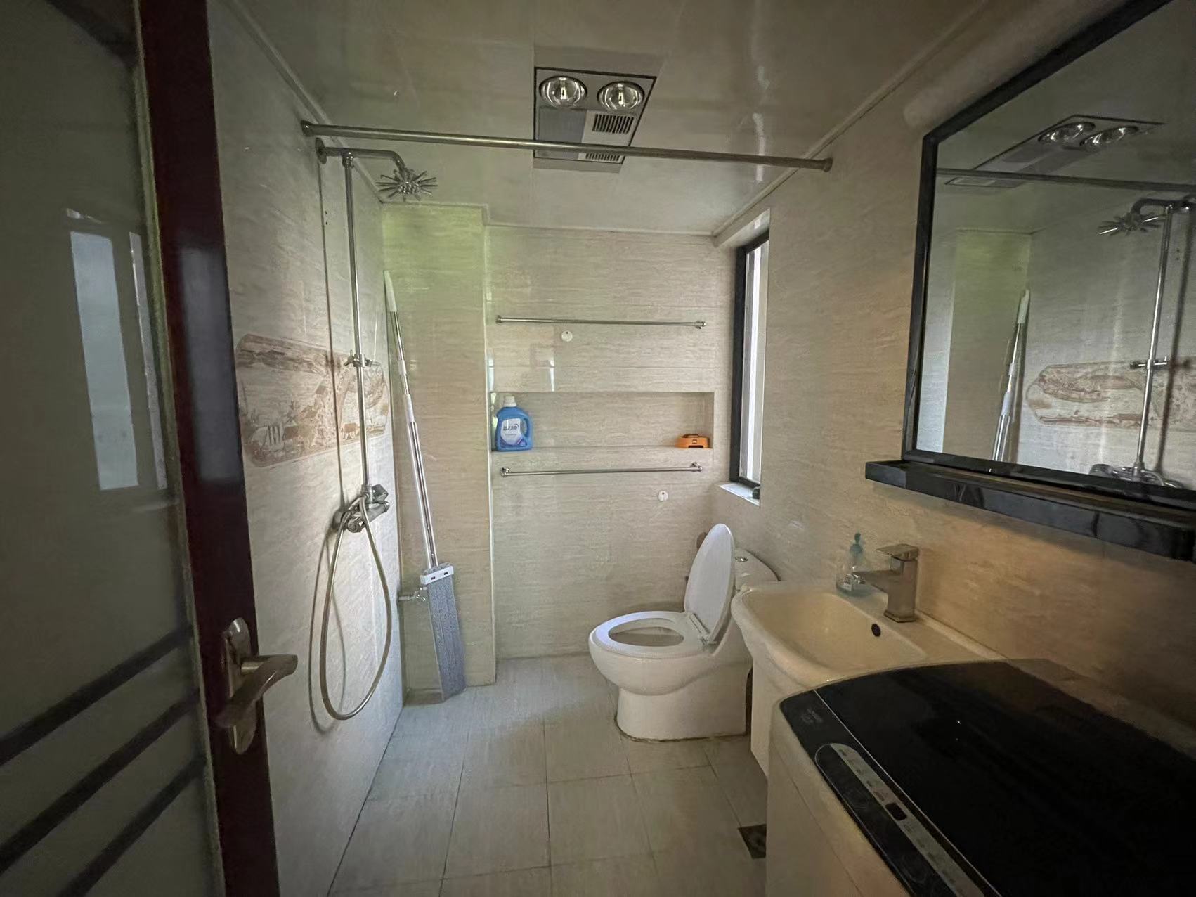 庐山春天早安华晨  3室1厅1卫    48.8万 庐山春天早安华晨  3室1厅1卫    48.8万室内图