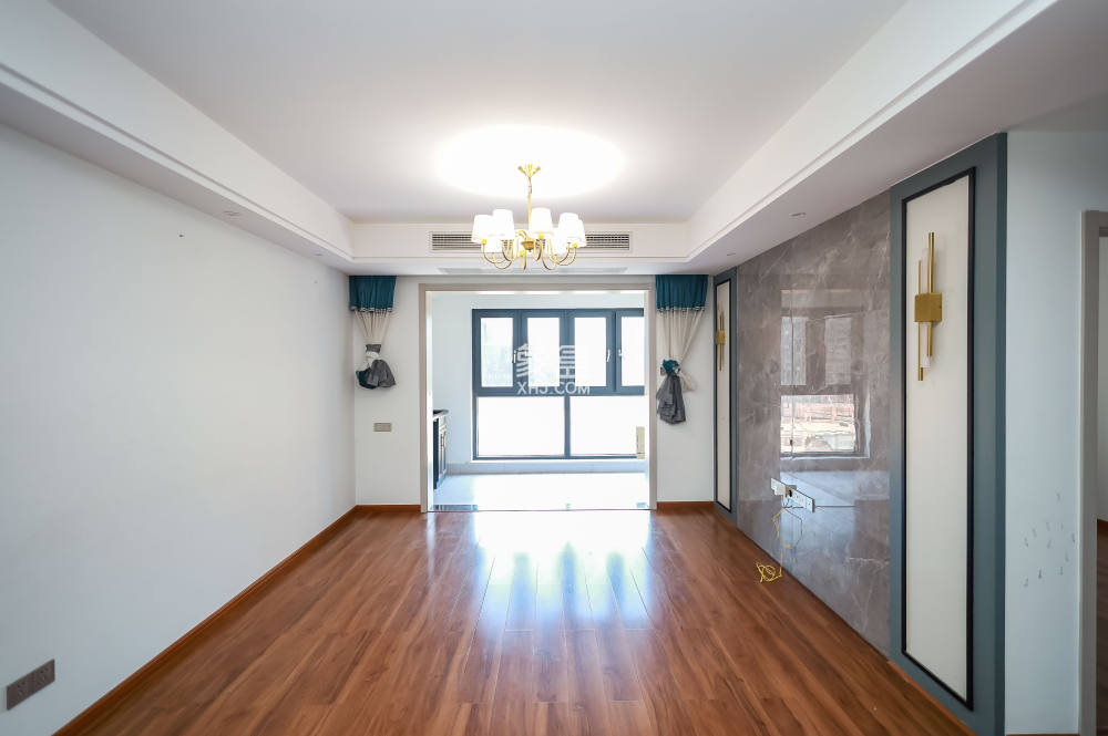 奥克斯缔壹城  4室2厅2卫    123.0万