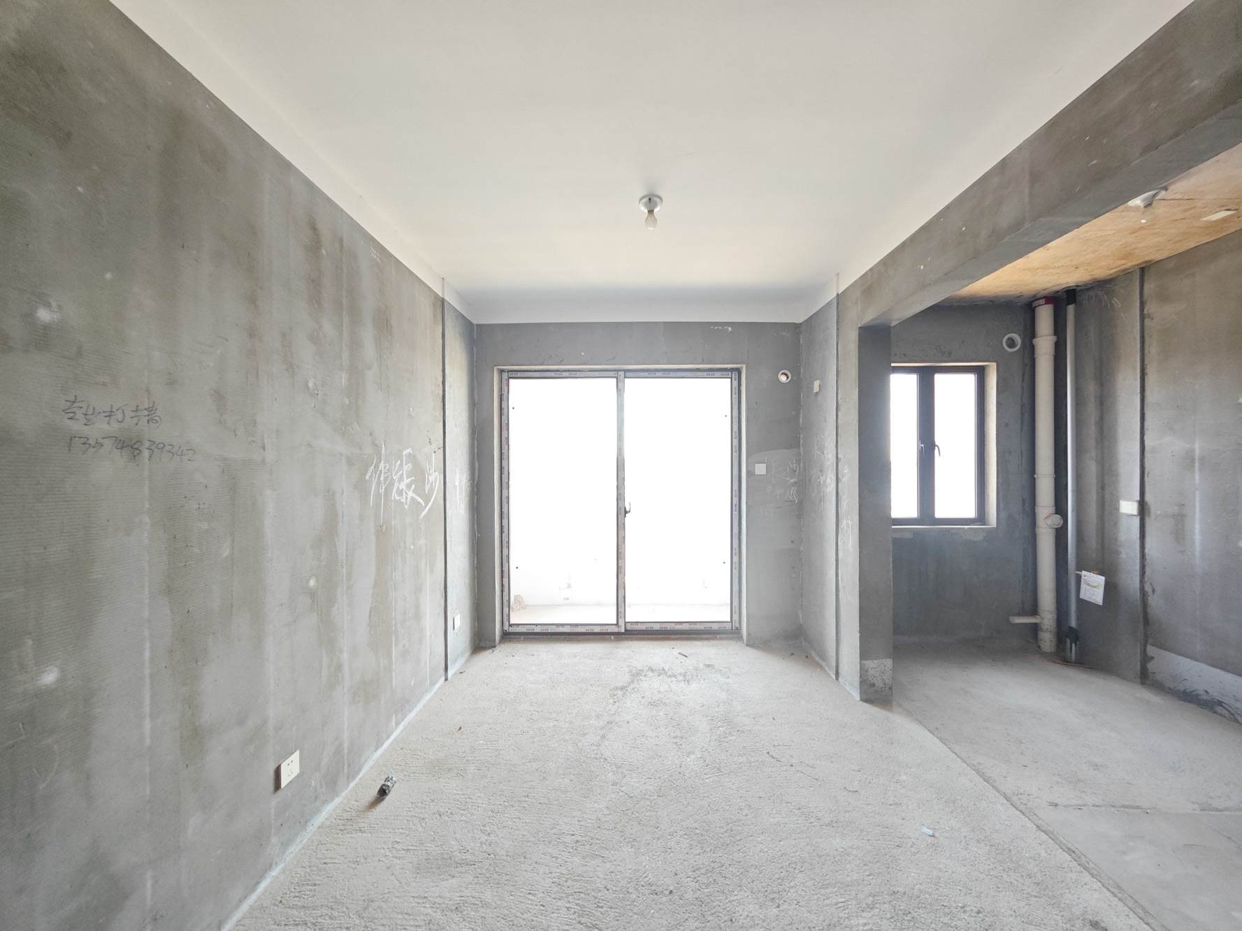 长房明宸府  4室2厅2卫    120.0万 长房明宸府  4室2厅2卫    120.0万客厅