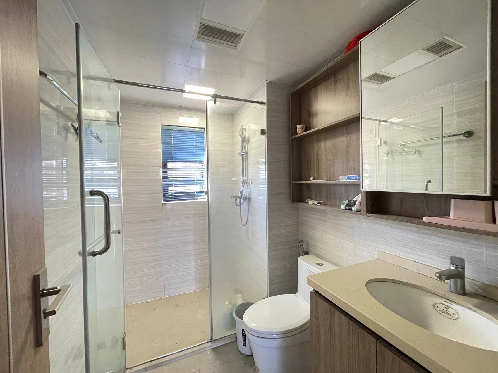 蓝溪谷 4室2厅2卫 88.0万 蓝溪谷 4室2厅2卫 88.0万客厅