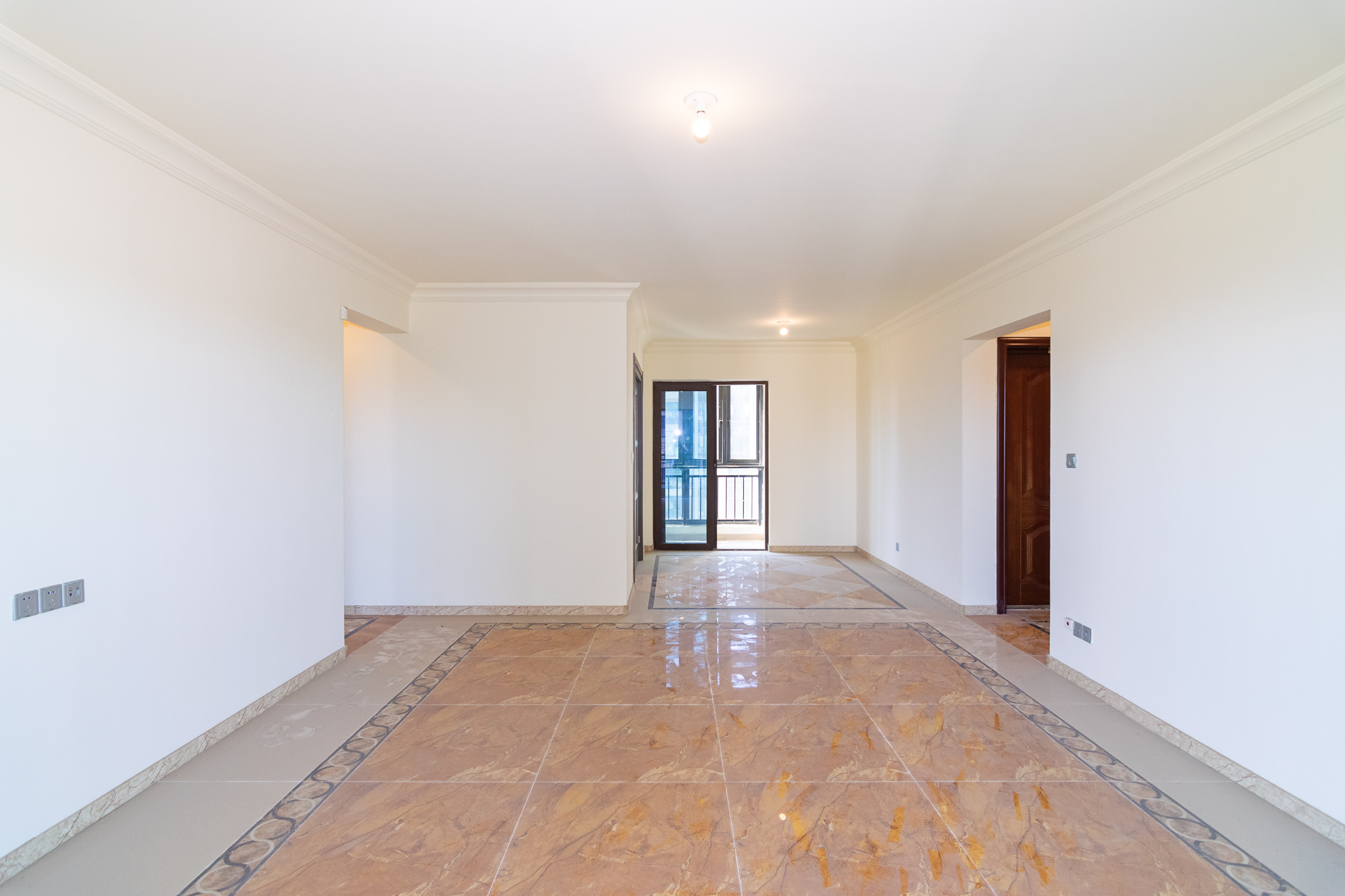 碧桂园高尔夫花园 4室2厅2卫 156.0万 碧桂园高尔夫花园 4室2厅2卫 156.0万客厅