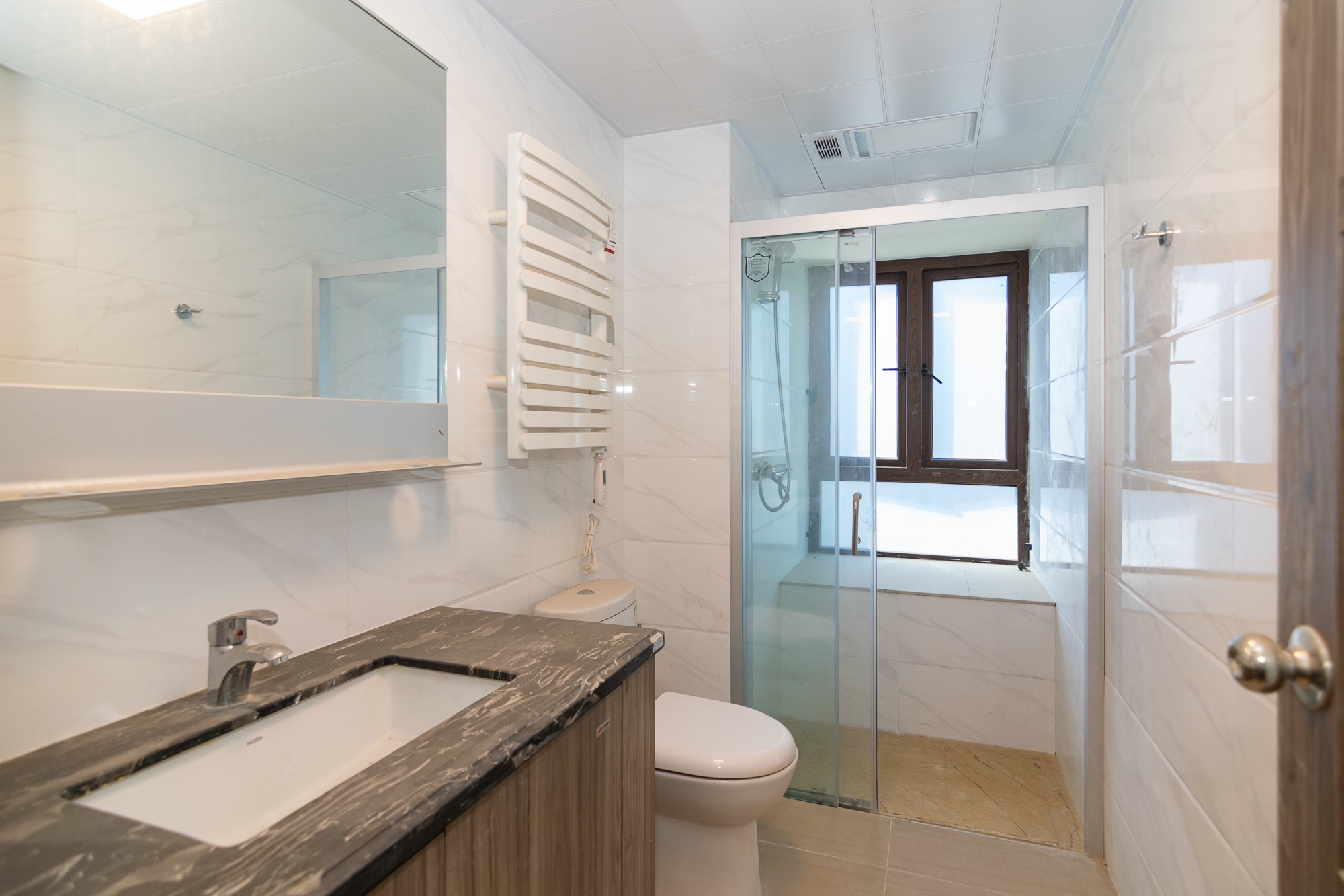 碧桂园高尔夫花园 4室2厅2卫 156.0万 碧桂园高尔夫花园 4室2厅2卫 156.0万卫生间