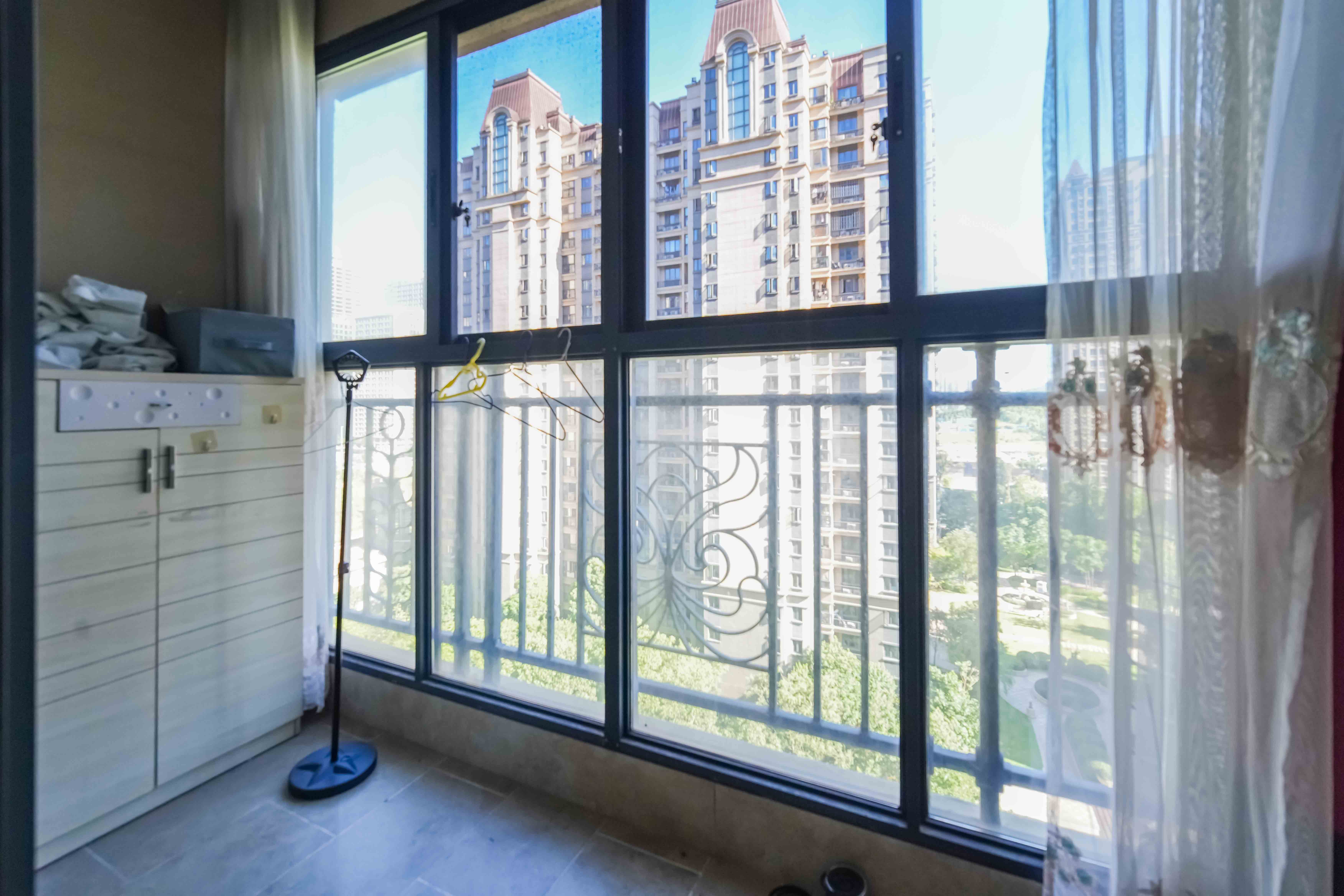 恒大国际广场  1室2厅1卫    85.0万 恒大国际广场  1室2厅1卫    85.0万其他