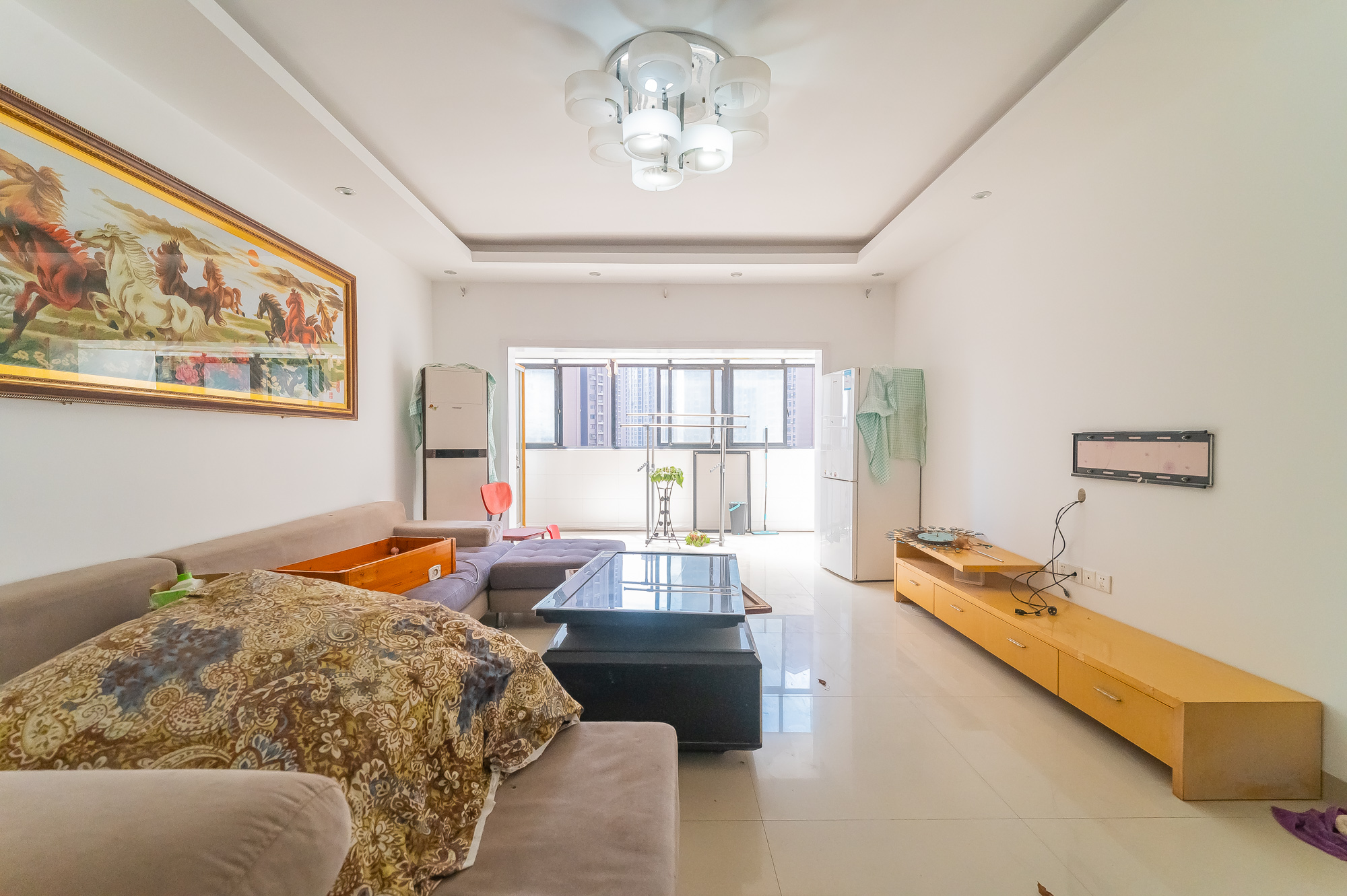 幸福里润城(幸福里二期)  3室2厅2卫    69.8万 幸福里润城(幸福里二期)  3室2厅2卫    69.8万客厅