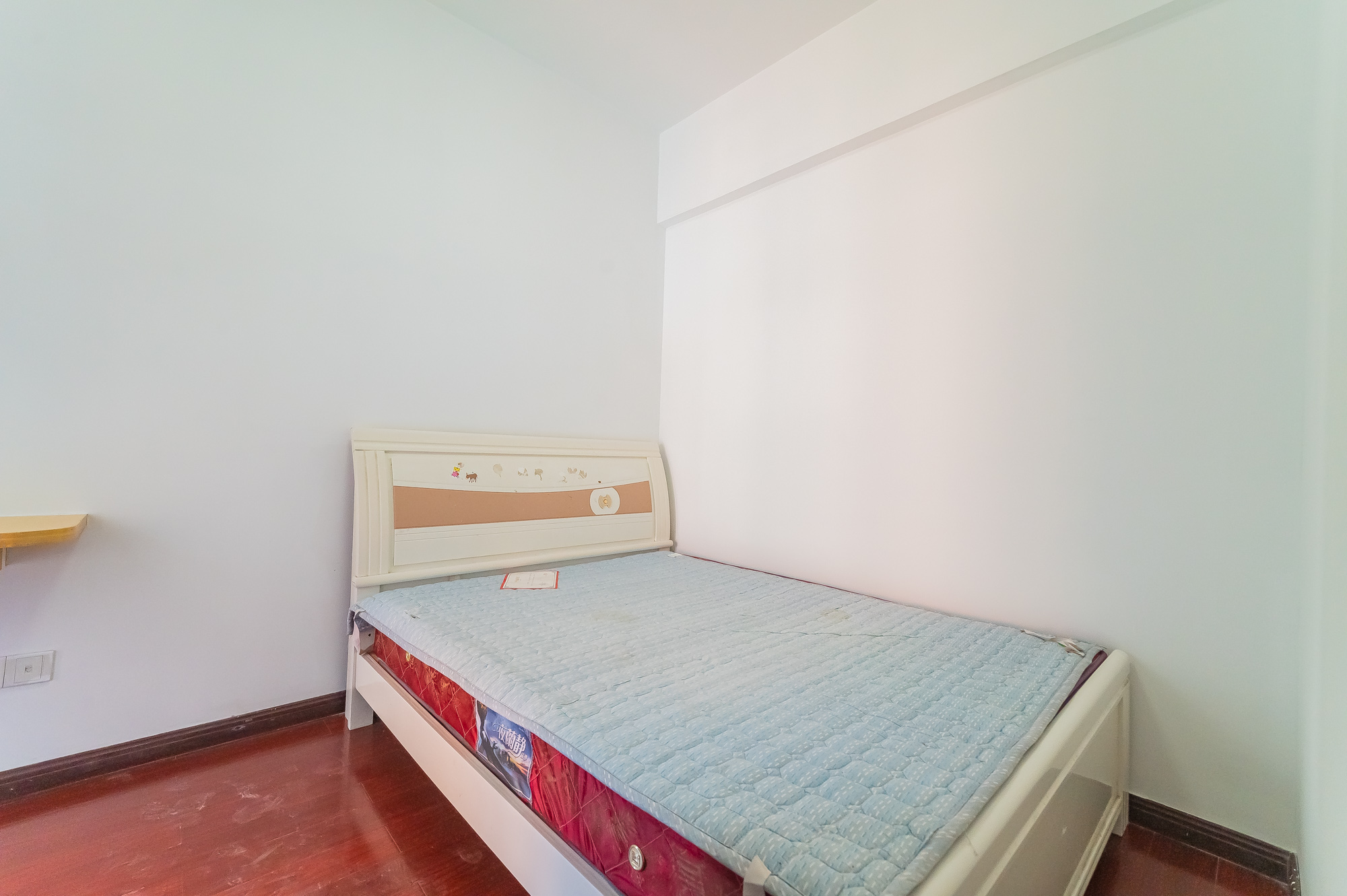 幸福里润城(幸福里二期)  3室2厅2卫    69.8万 幸福里润城(幸福里二期)  3室2厅2卫    69.8万卧室