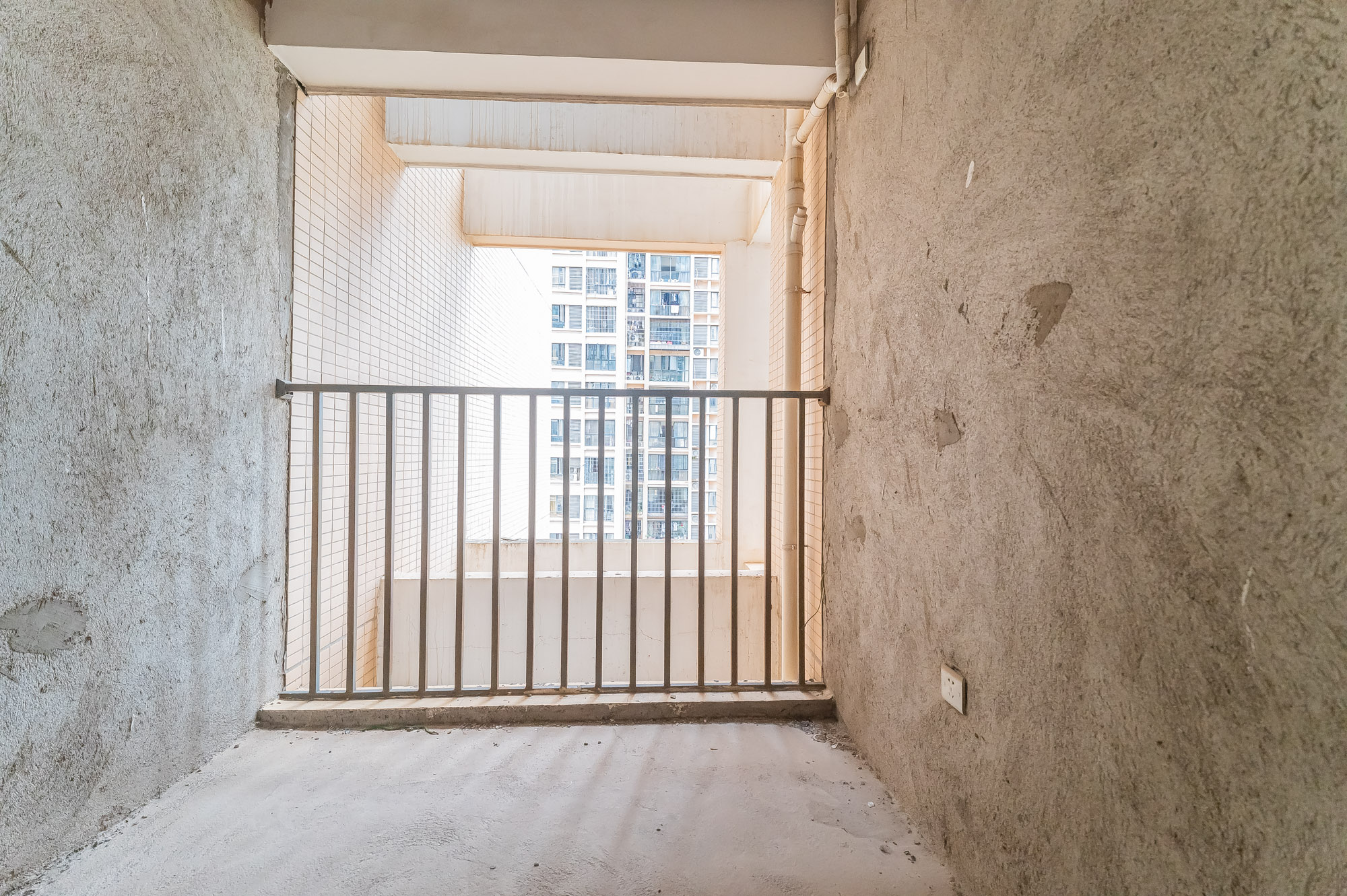 深业睿城 4室2厅2卫 108.0万 深业睿城 4室2厅2卫 108.0万其他