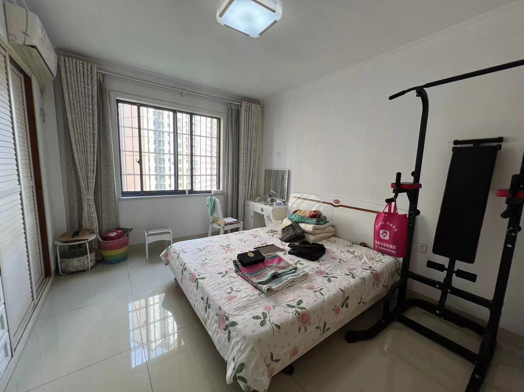 天泉一品 3室2厅2卫 59.0万 天泉一品 3室2厅2卫 59.0万客厅