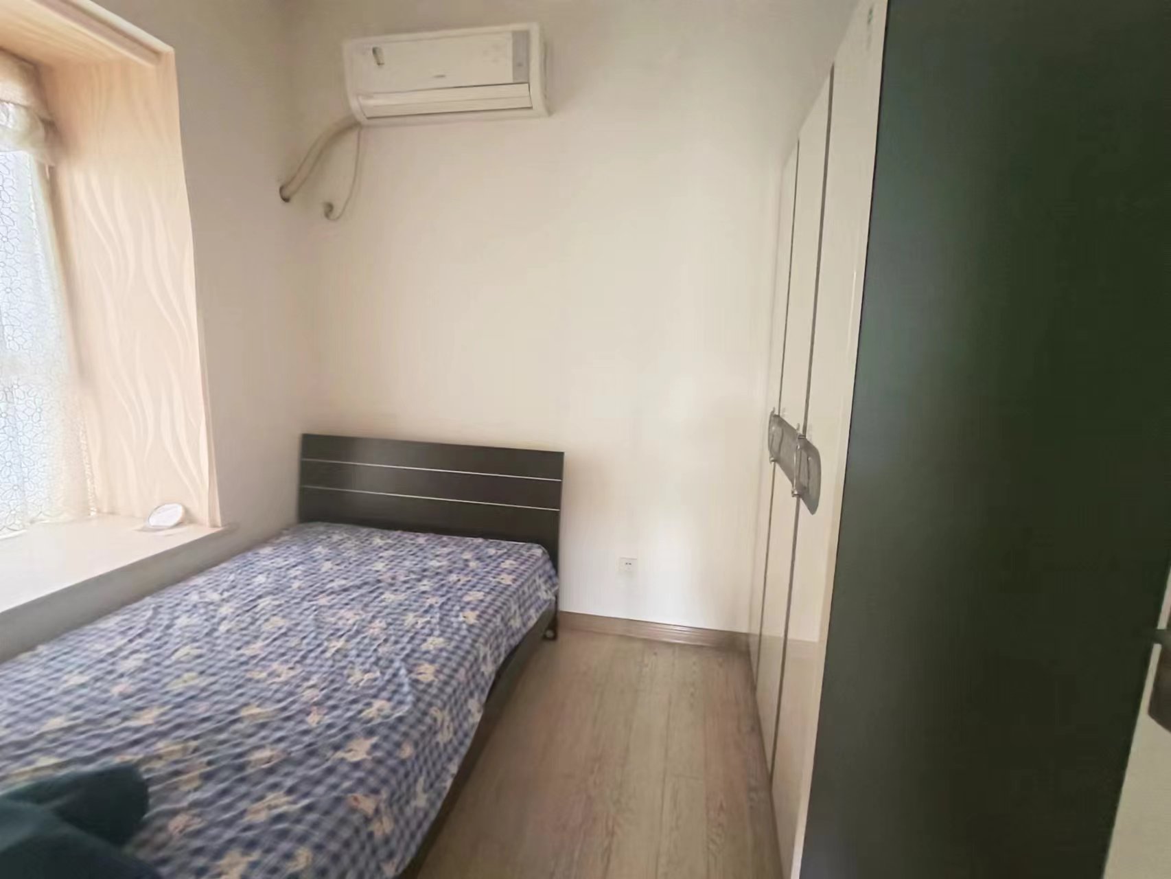 紫金名门  3室2厅1卫    75.0万 紫金名门  3室2厅1卫    75.0万客厅