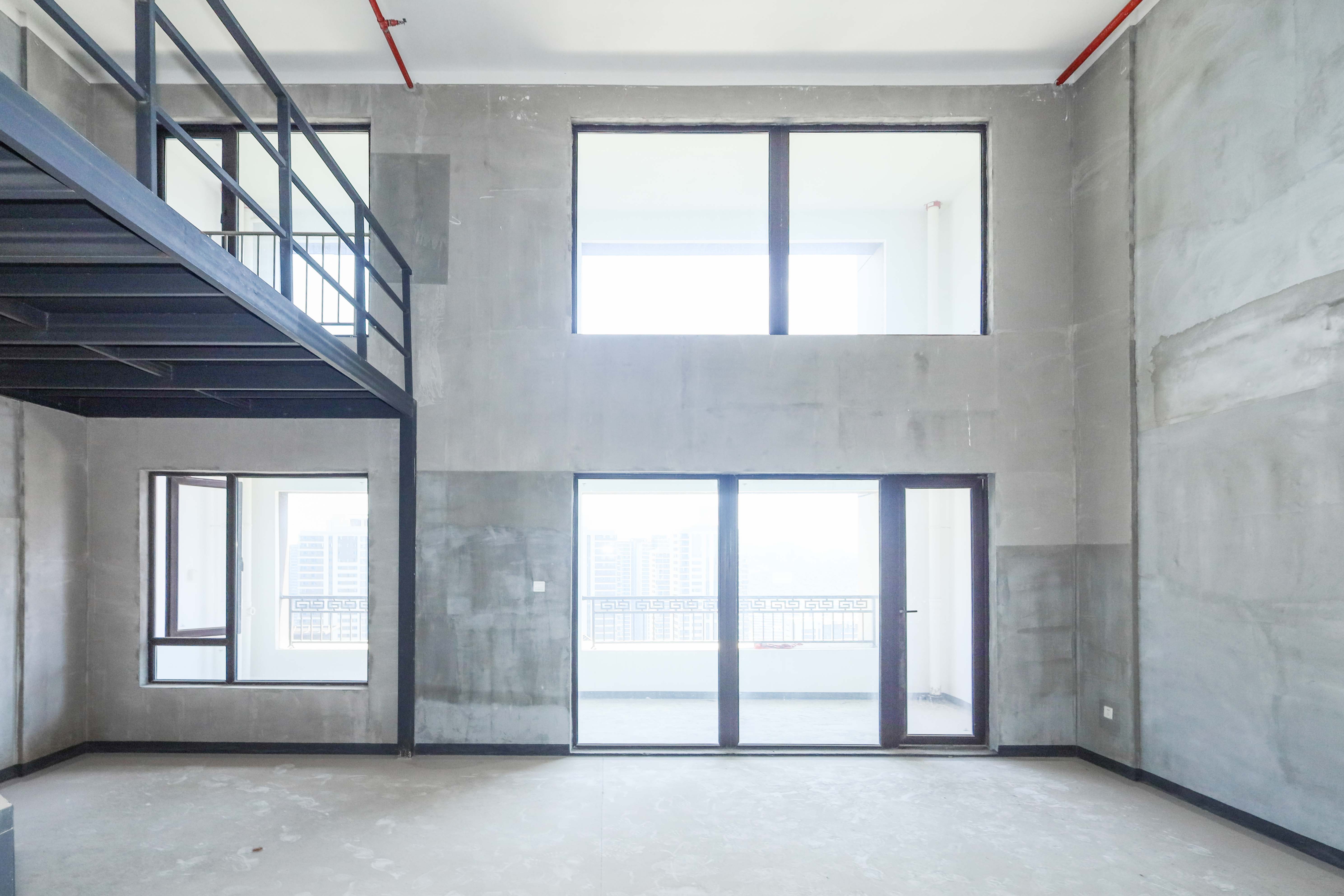 建发央著  4室2厅2卫   360.00万