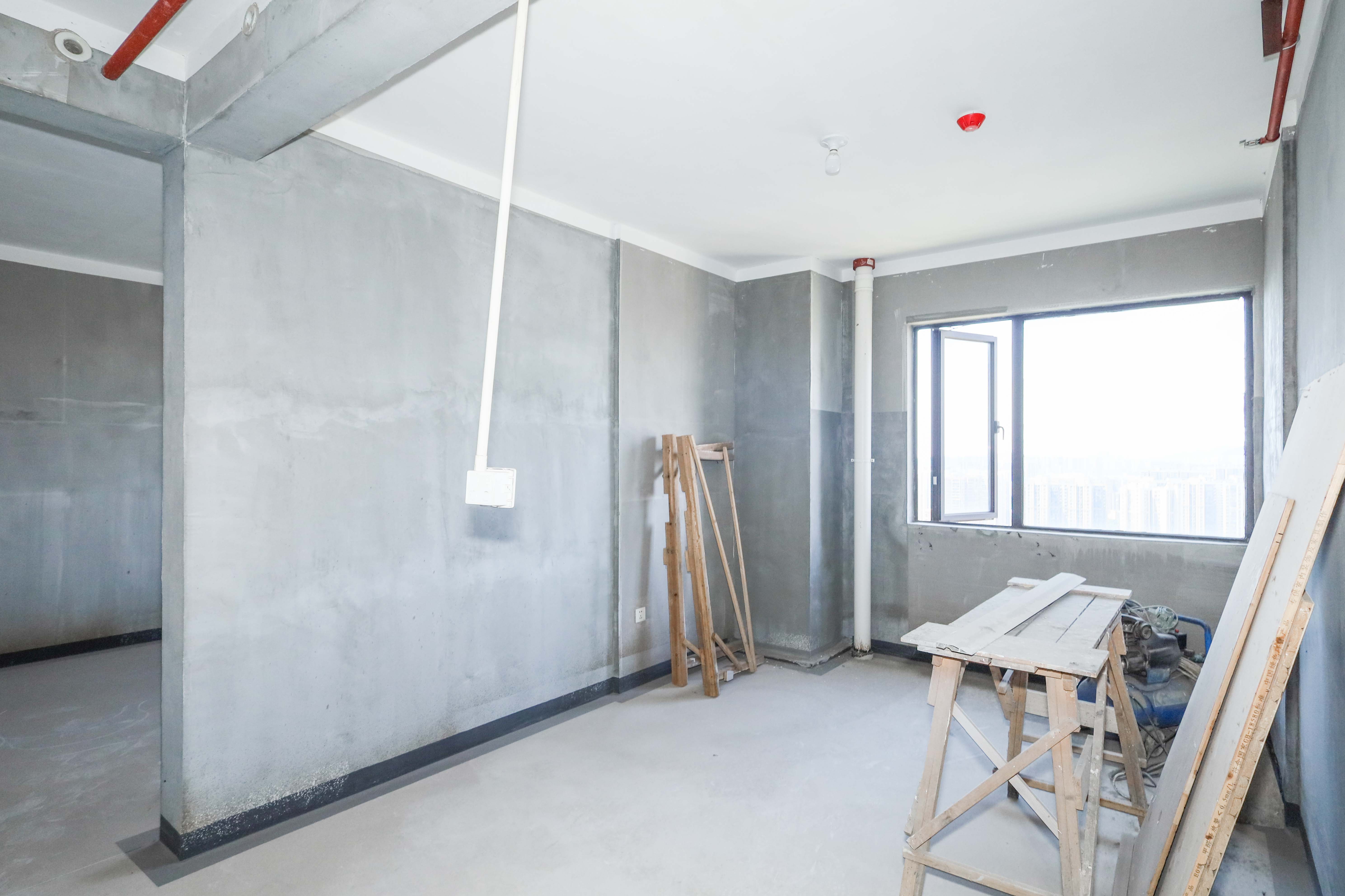 建发央著  4室2厅2卫   360.00万卧室