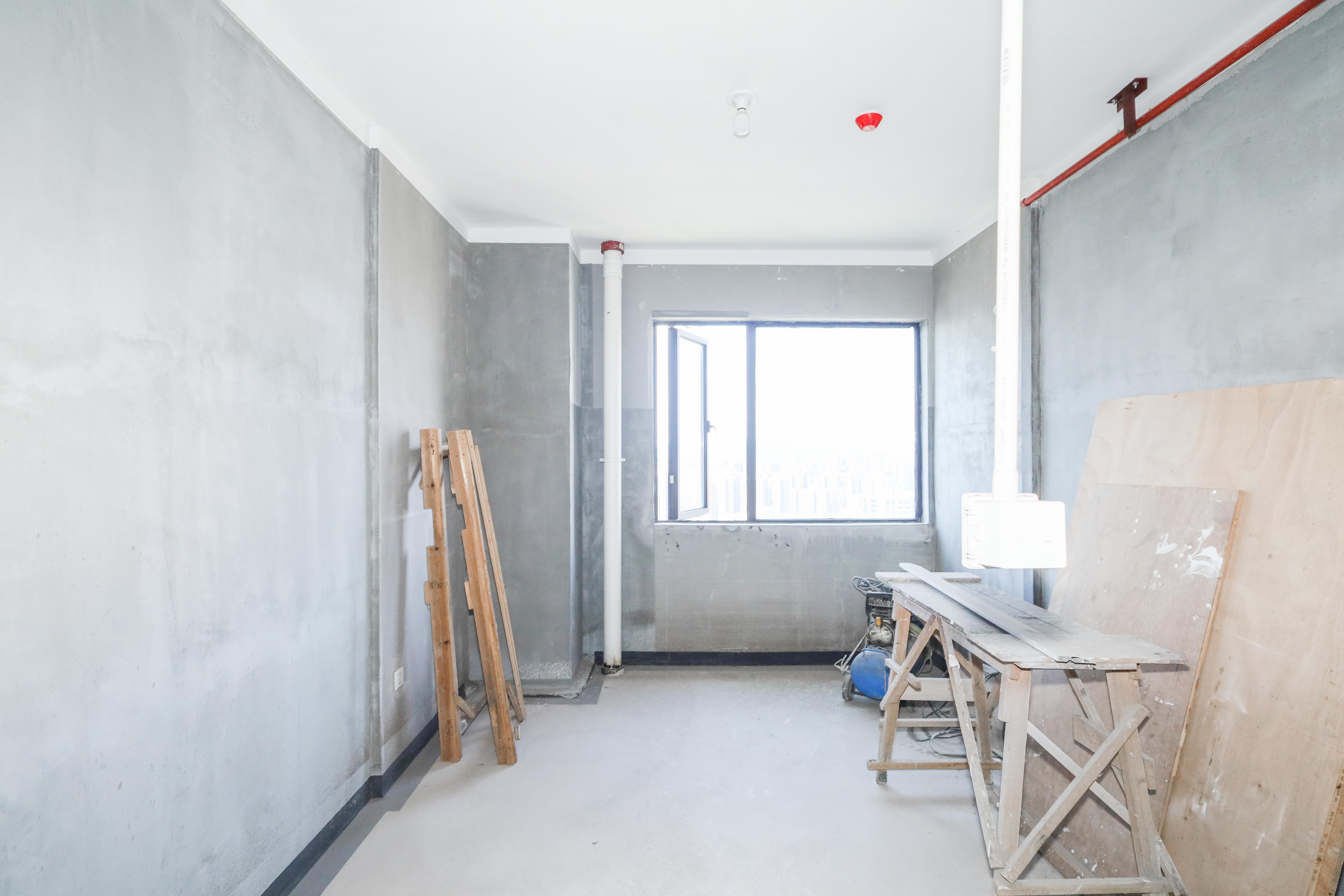 建发央著  4室2厅2卫   360.00万卧室