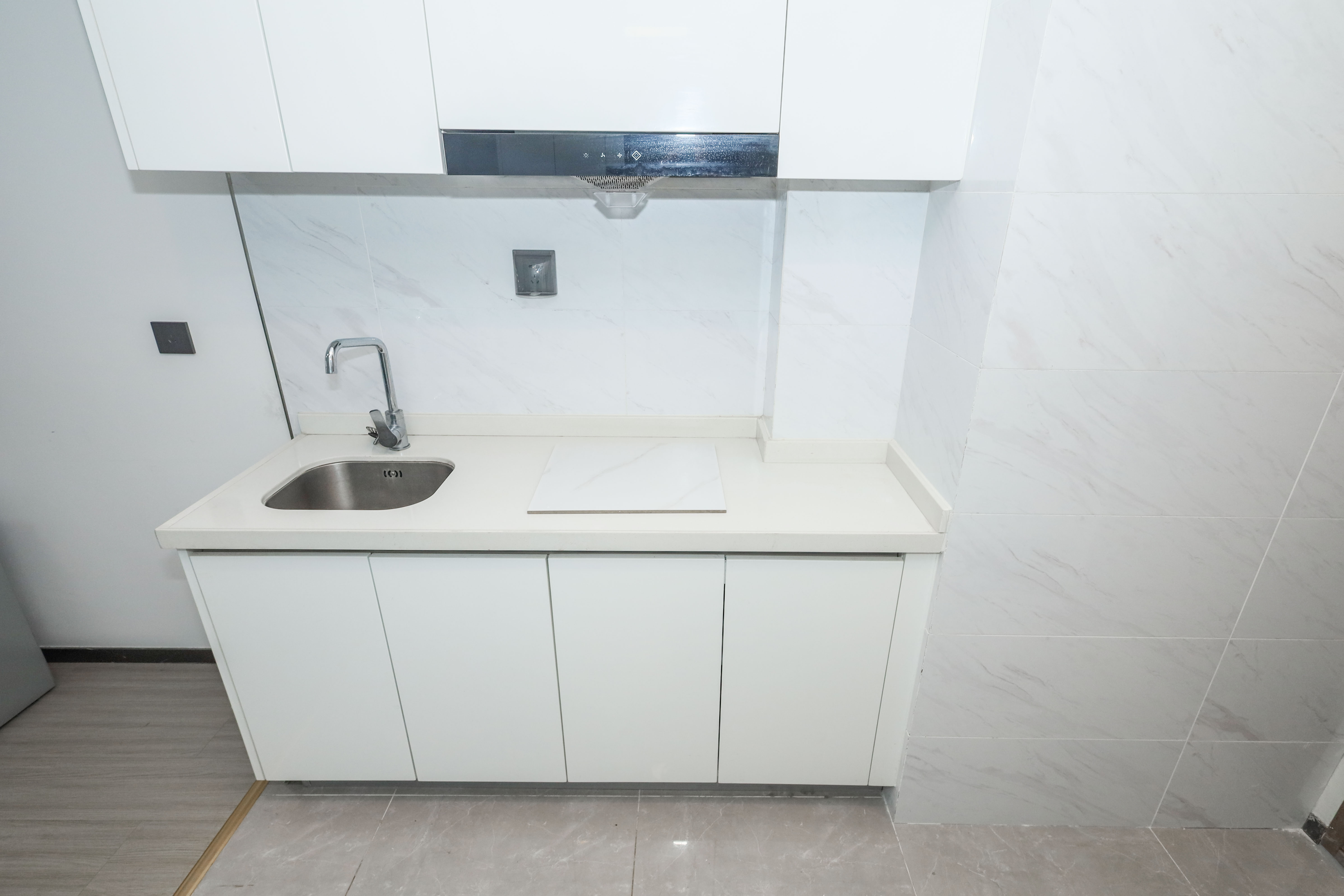 梅溪华府(新城金茂梦想华府) 1室1厅1卫 24.2万 梅溪华府(新城金茂梦想华府) 1室1厅1卫 24.2万厨房