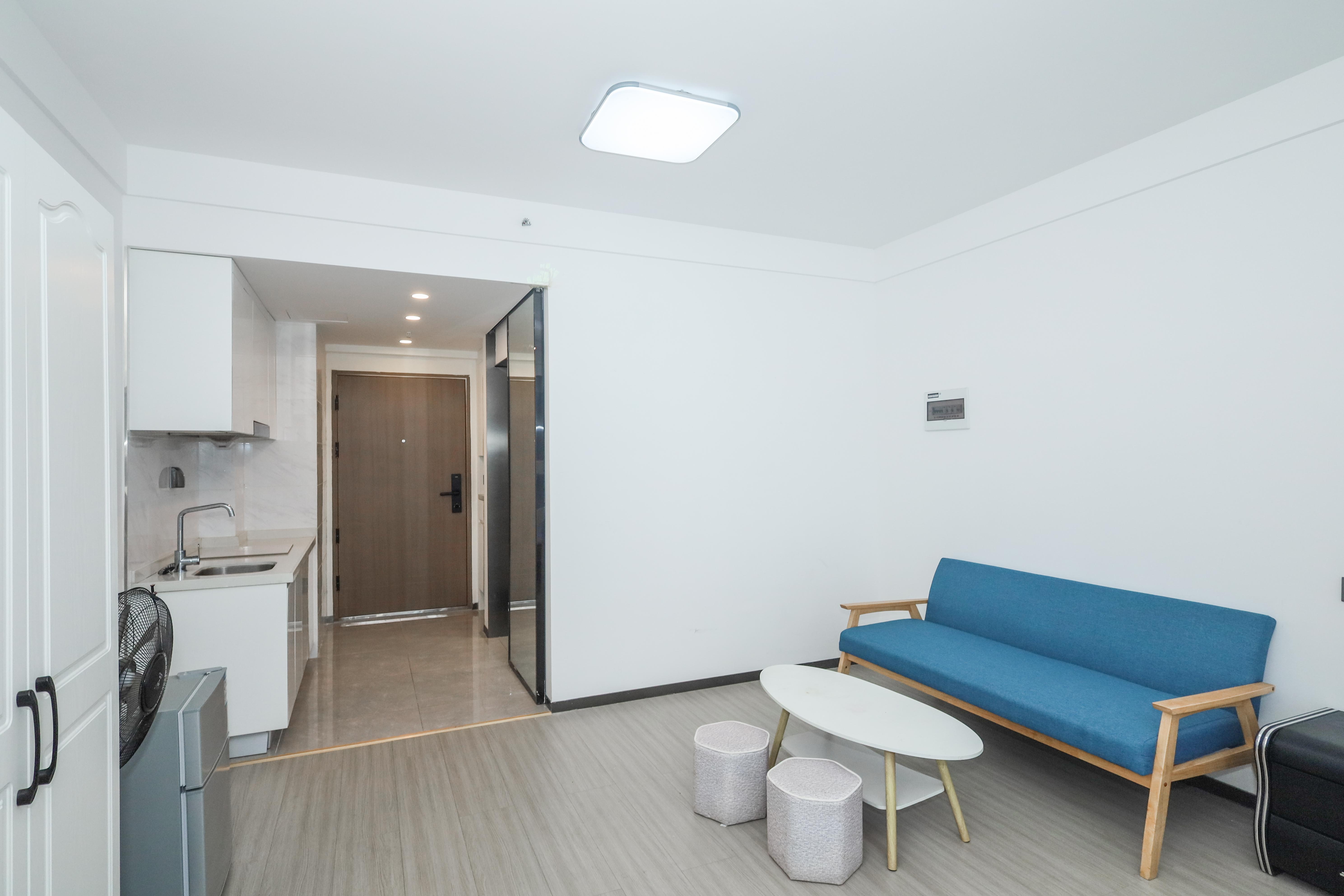 梅溪华府(新城金茂梦想华府) 1室1厅1卫 24.2万 梅溪华府(新城金茂梦想华府) 1室1厅1卫 24.2万客厅