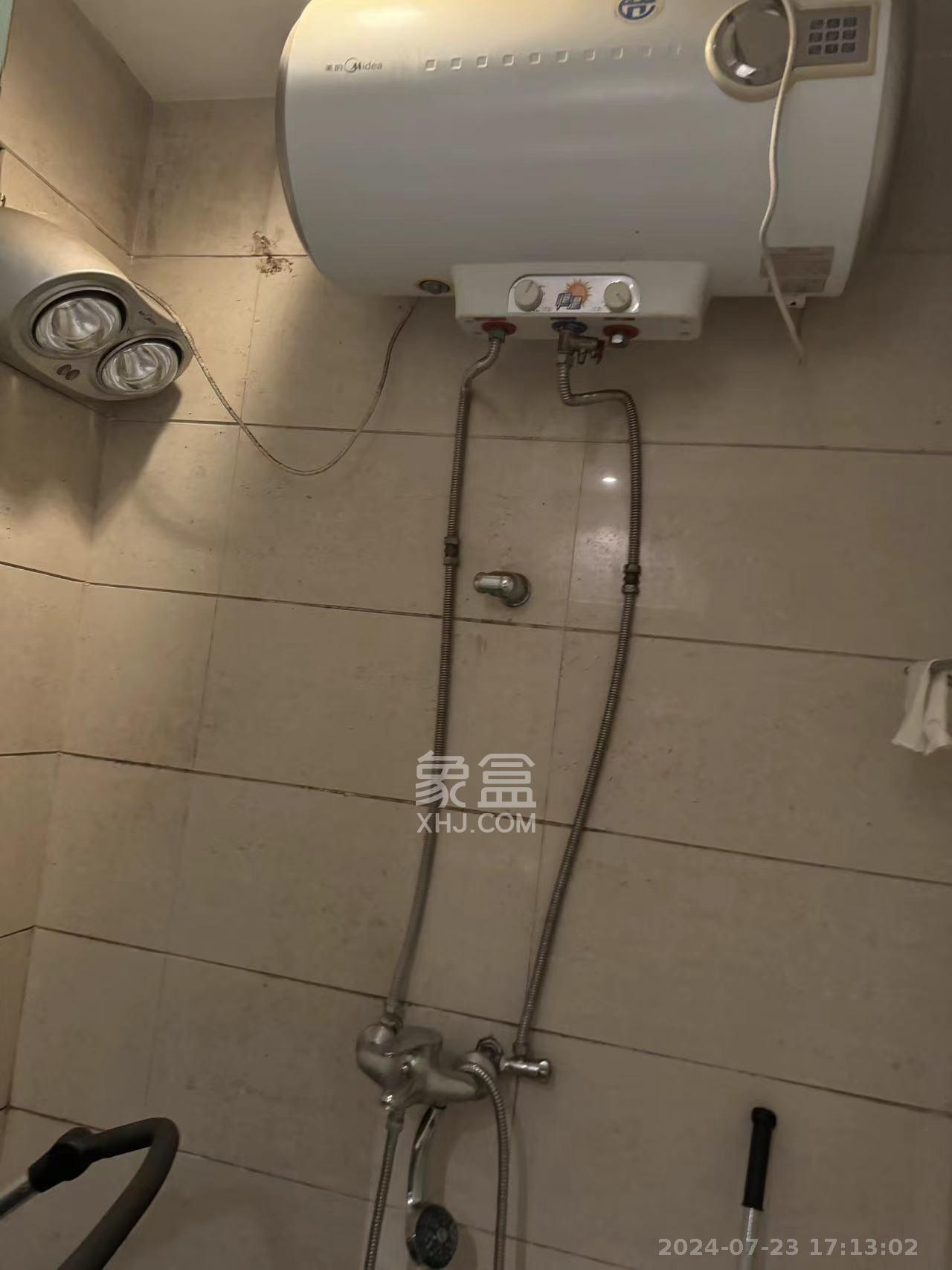 铂宫  1室1厅1卫   2000.00元/月室内图