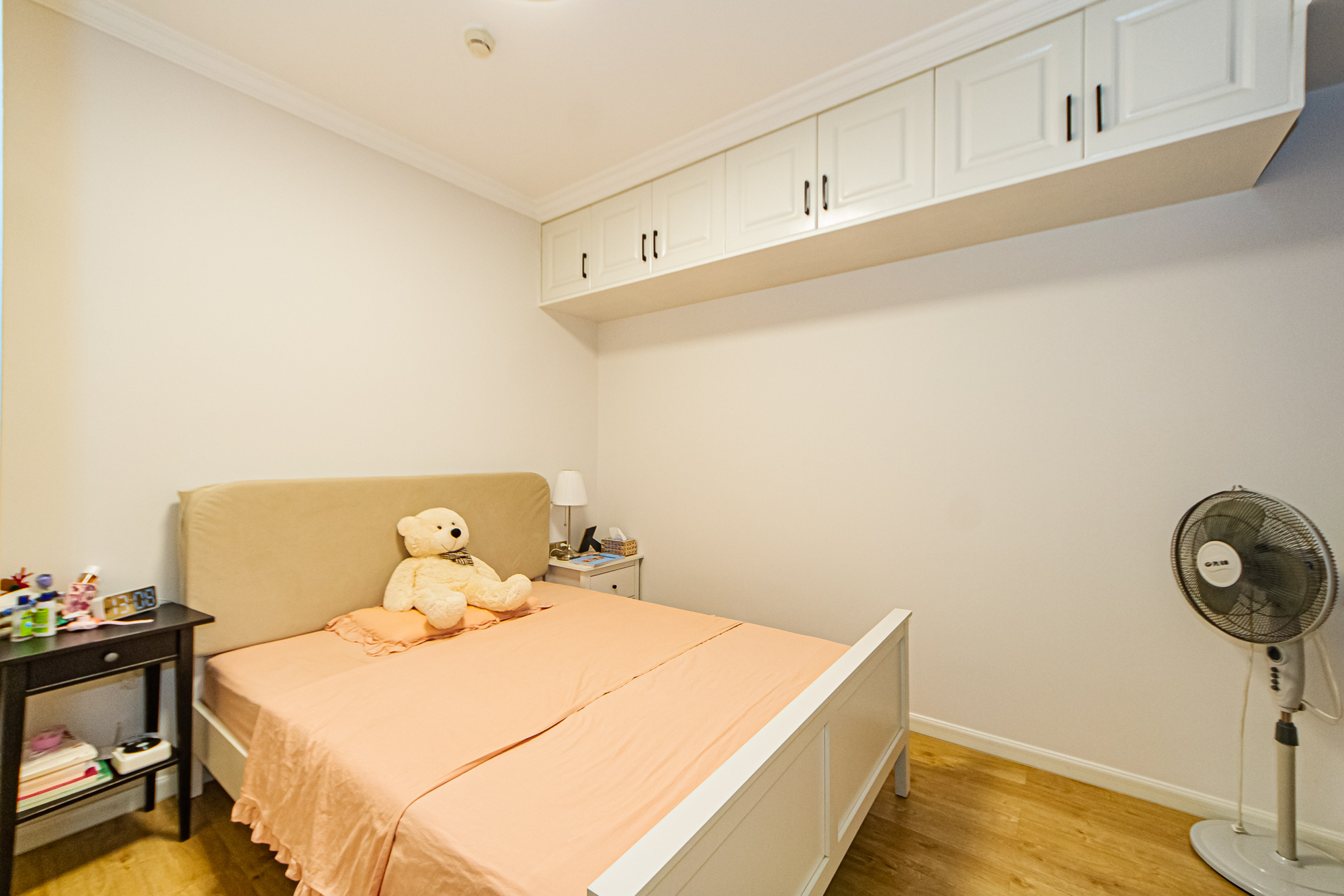 北辰三角洲E4区 3室2厅1卫 138.0万 北辰三角洲E4区 3室2厅1卫 138.0万卧室