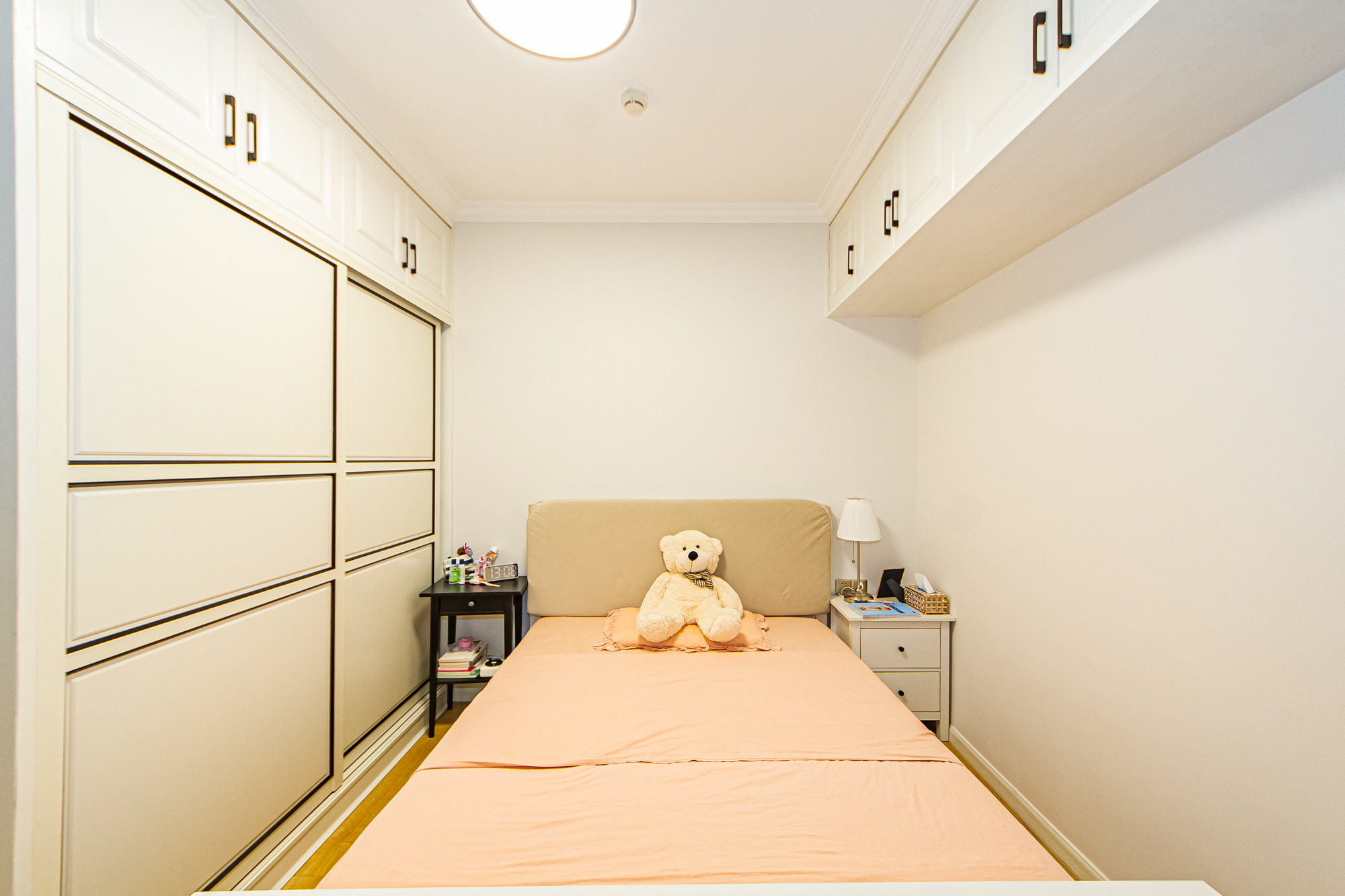 北辰三角洲E4区 3室2厅1卫 138.0万 北辰三角洲E4区 3室2厅1卫 138.0万卧室