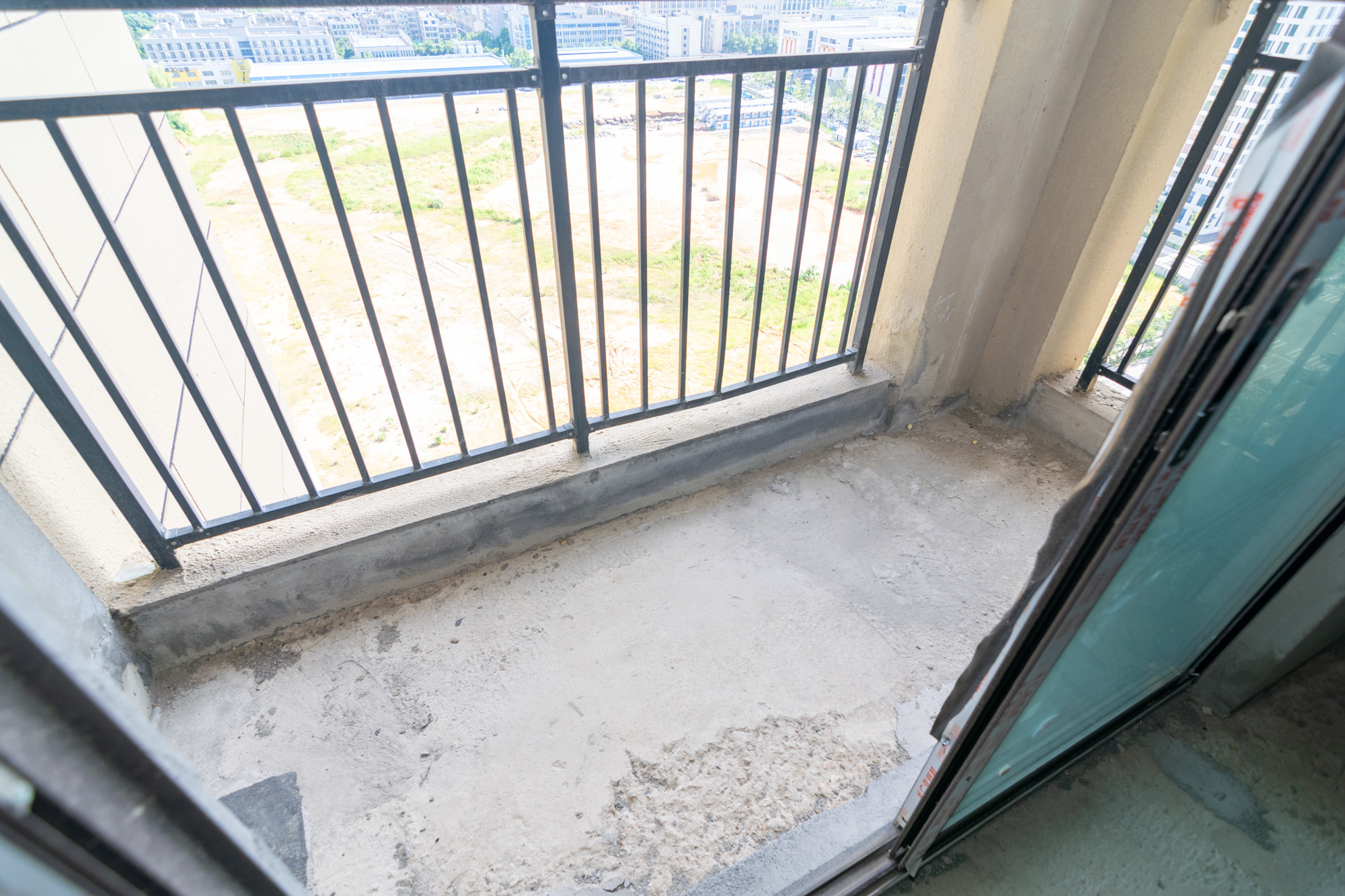 大汉汉府一期  4室2厅2卫    86.0万 大汉汉府一期  4室2厅2卫    86.0万阳台