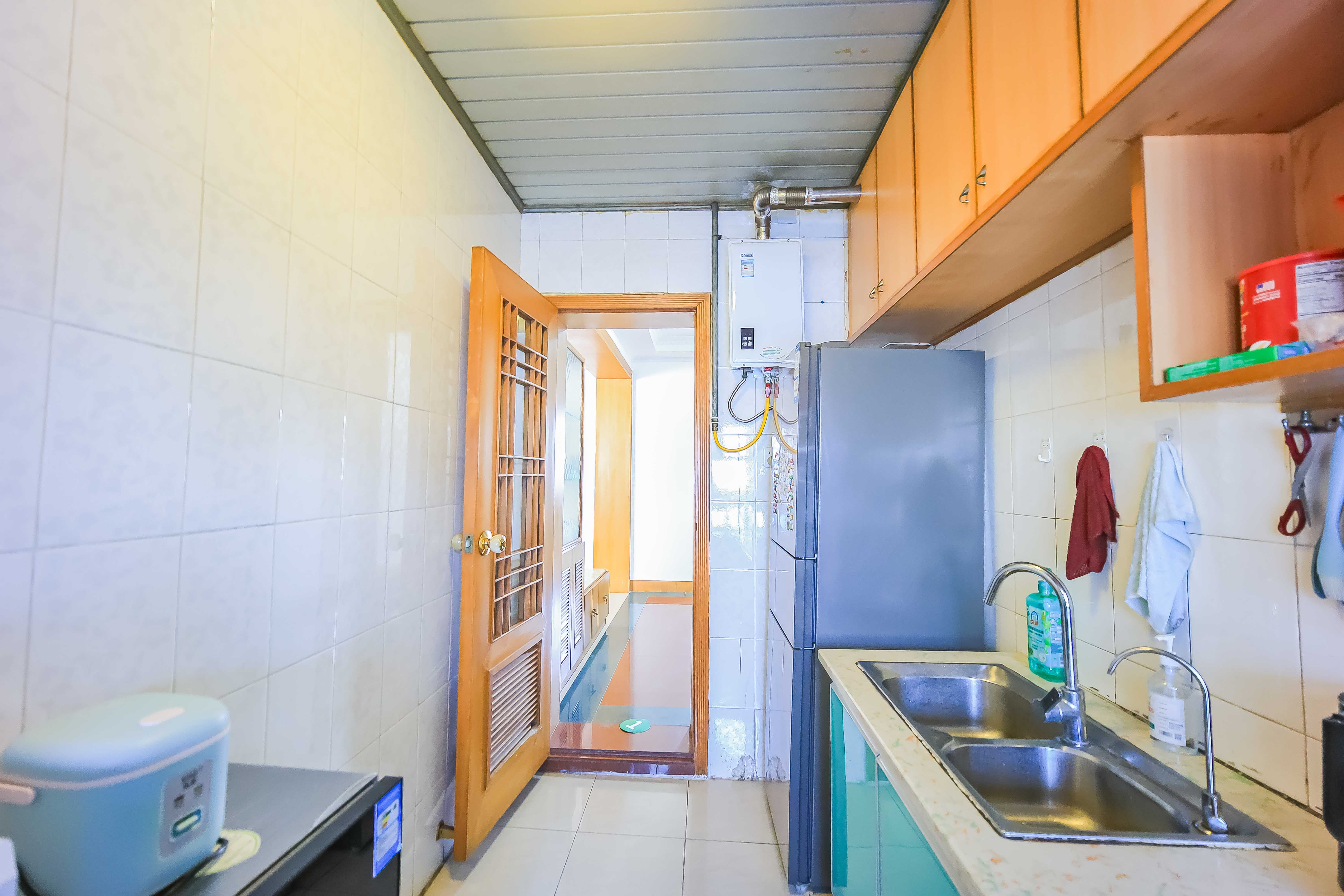 湘江航运宿舍  3室2厅1卫    59.8万 湘江航运宿舍  3室2厅1卫    59.8万厨房