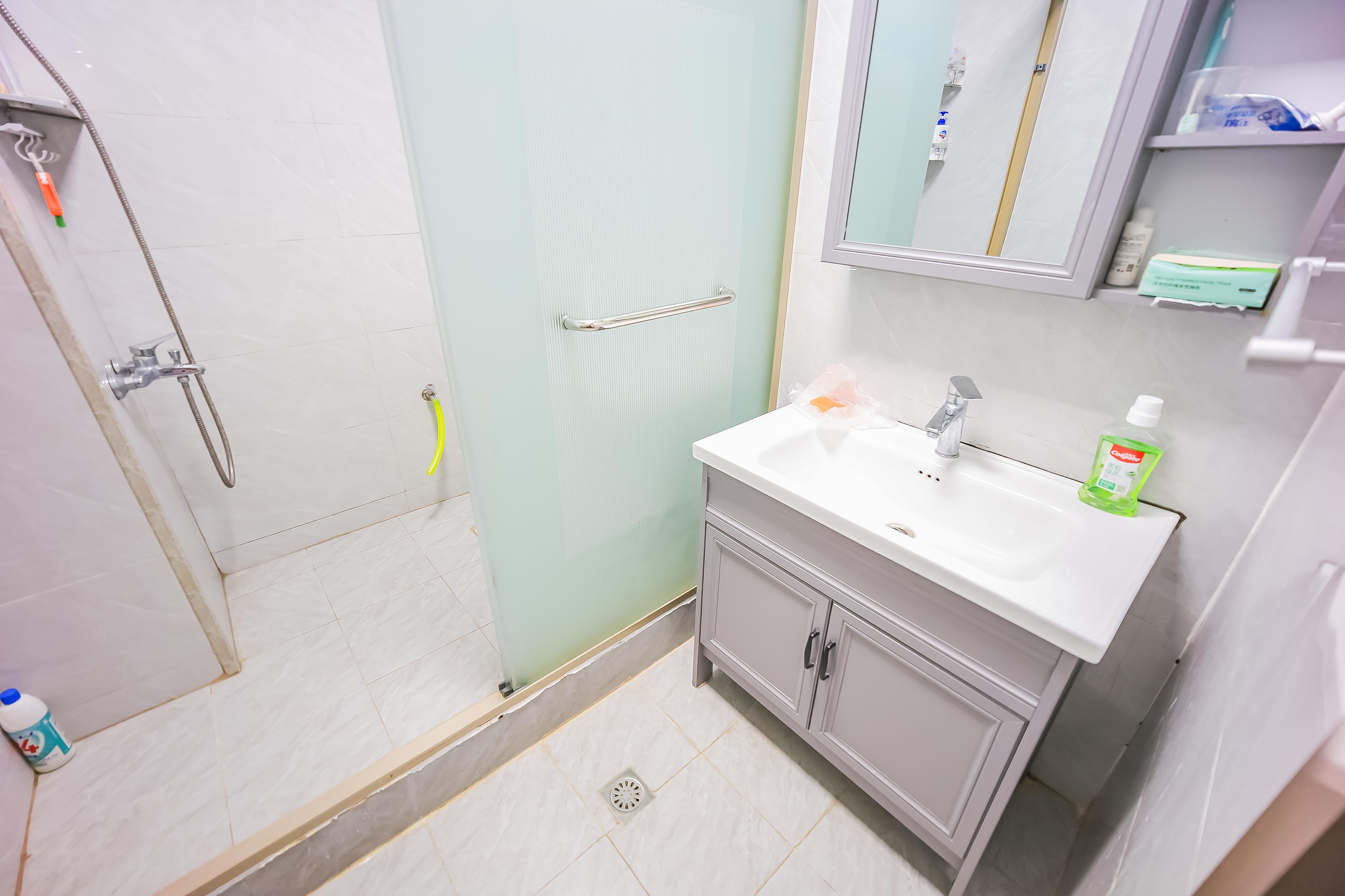 湘江航运宿舍  3室2厅1卫    59.8万 湘江航运宿舍  3室2厅1卫    59.8万卫生间