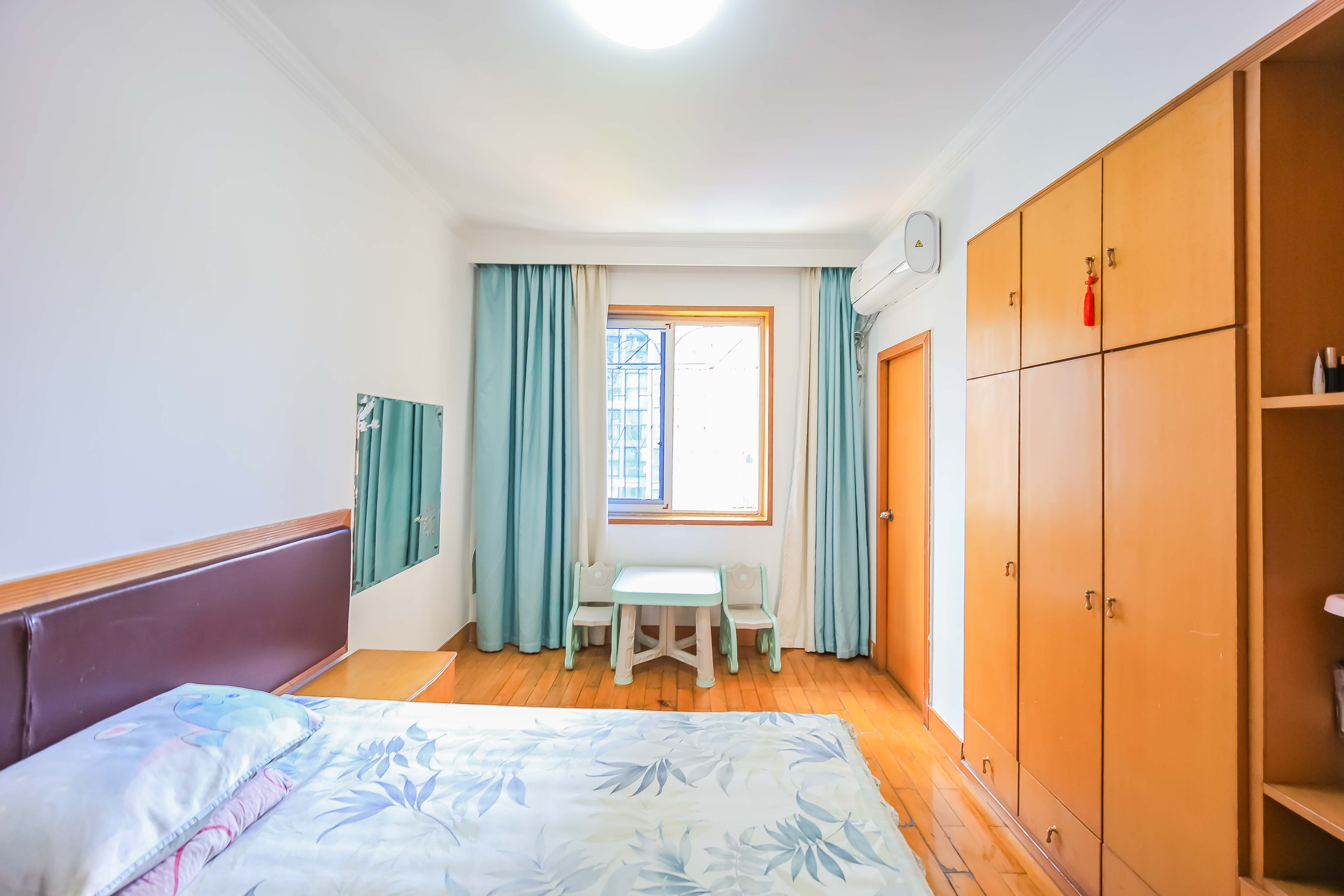 湘江航运宿舍  3室2厅1卫    59.8万 湘江航运宿舍  3室2厅1卫    59.8万卧室