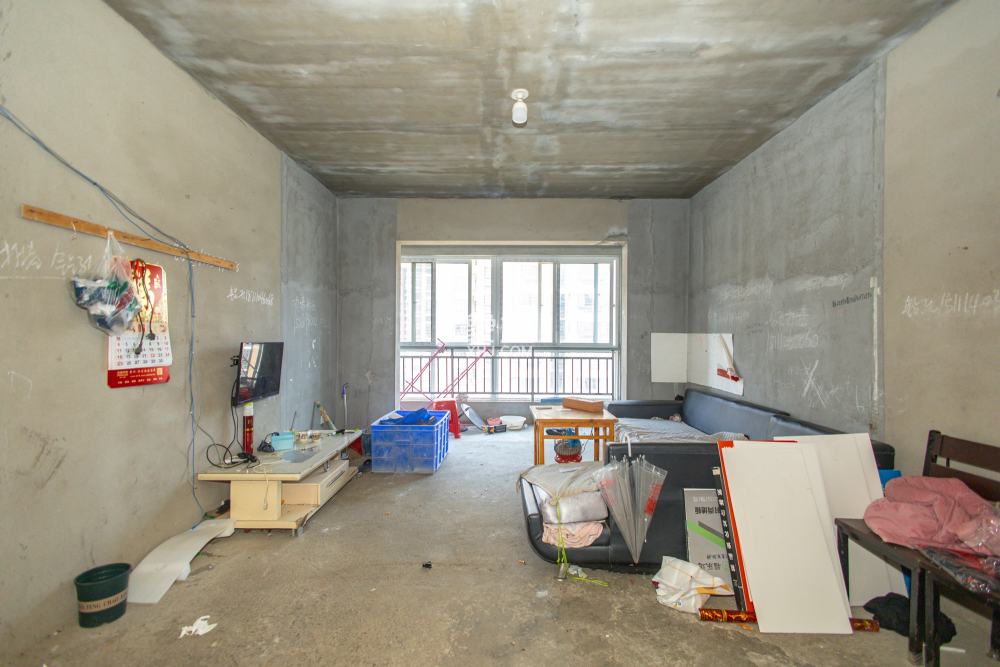 楚天世纪城西苑  3室2厅2卫    69.0万