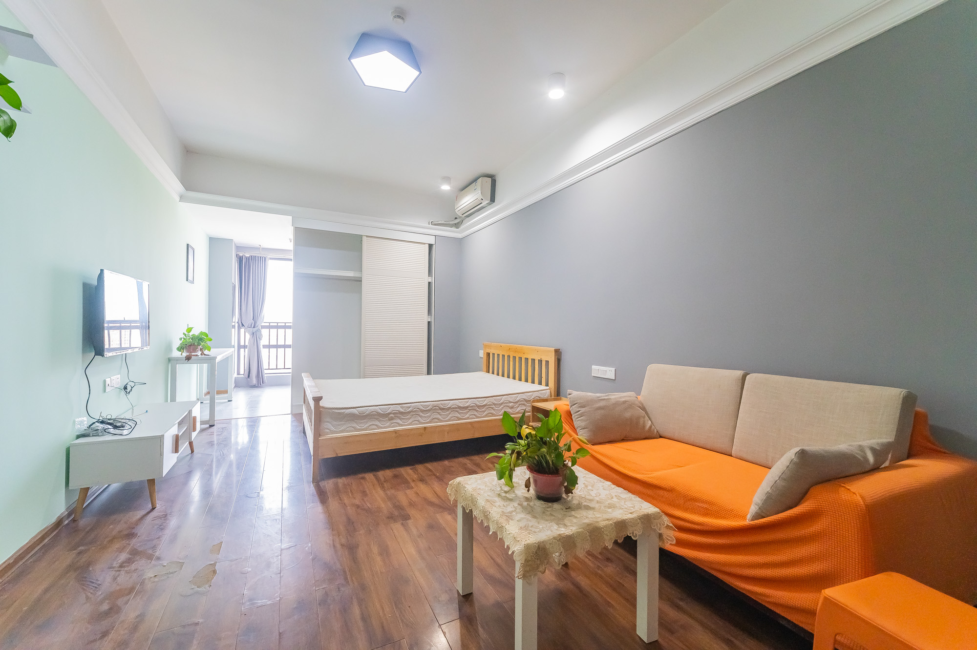 博雅例外 1室1厅1卫 28.8万 博雅例外 1室1厅1卫 28.8万客厅