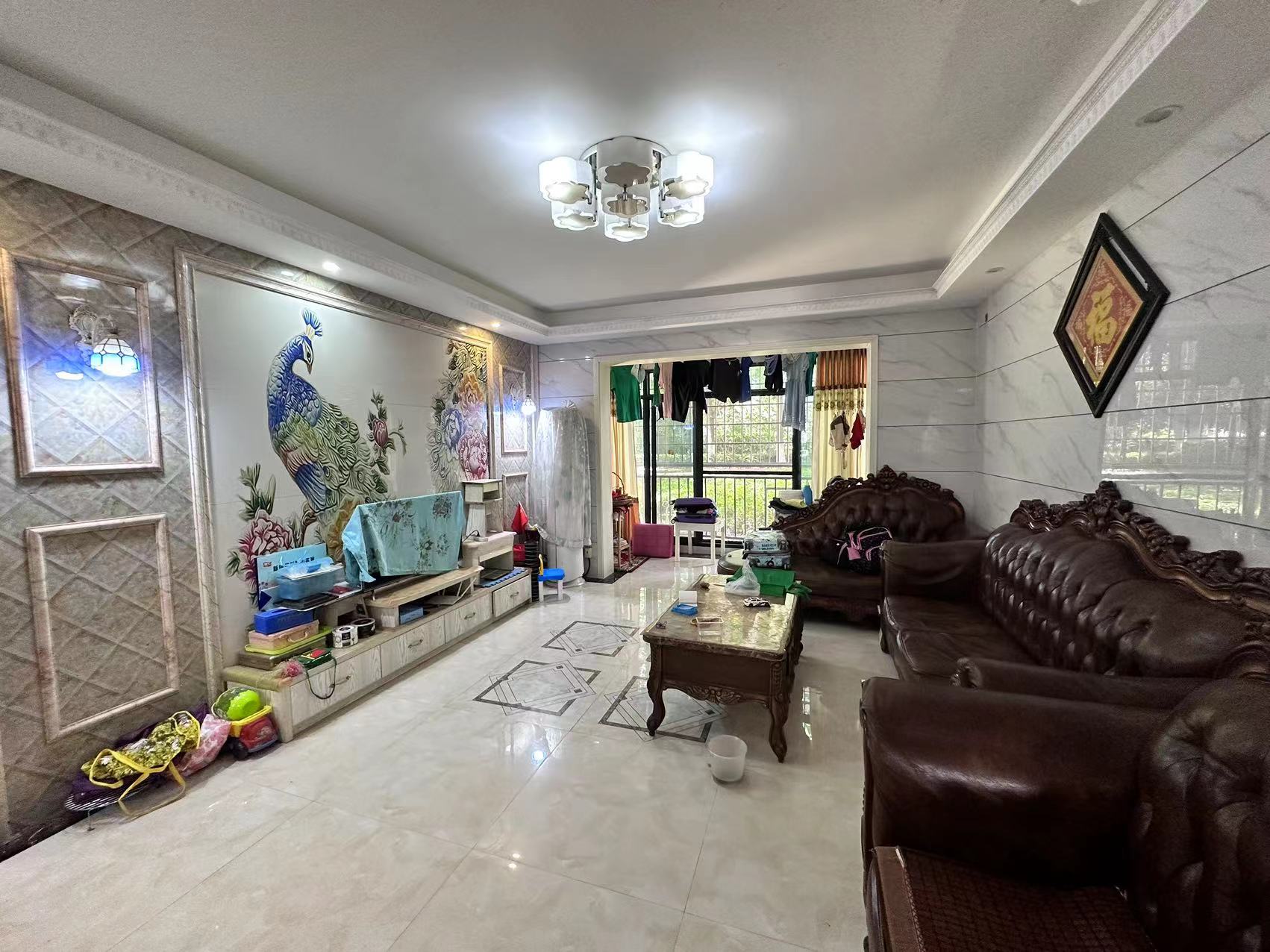 新桂广场 4室2厅2卫 85.8万 新桂广场 4室2厅2卫 85.8万客厅