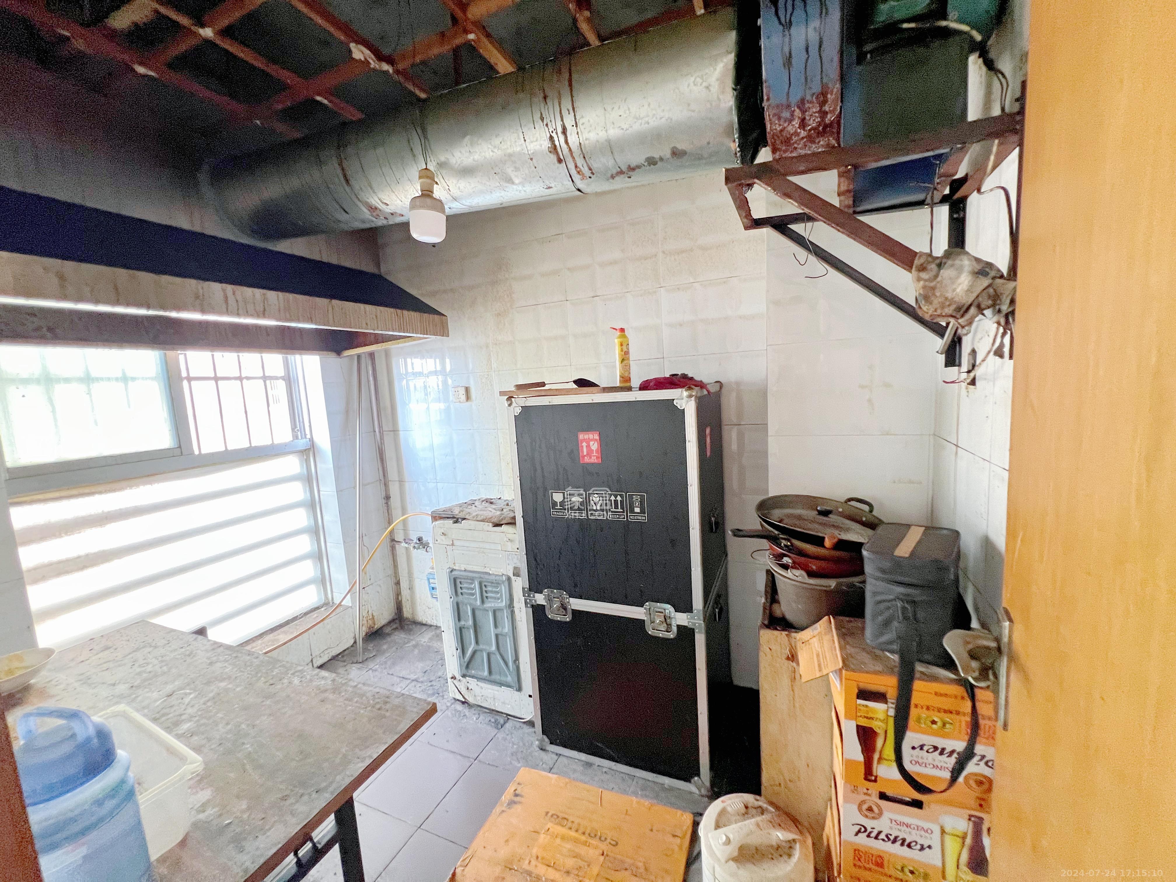 华菱新城地标  2室2厅1卫   1500.00元/月室内图