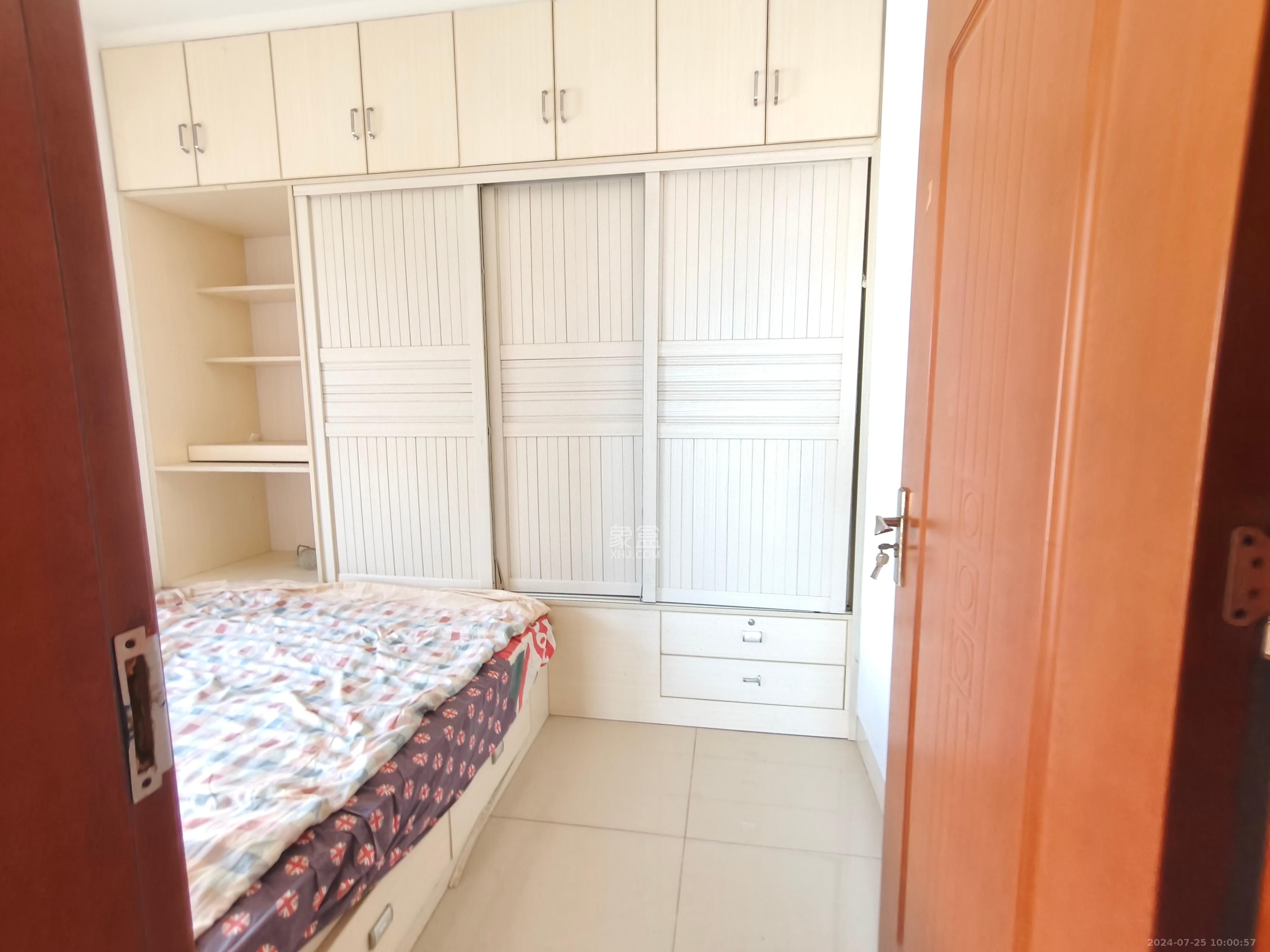 幸福庄园 3室2厅2卫 1600.00元/月 幸福庄园 3室2厅2卫 1600.00元/月室内图