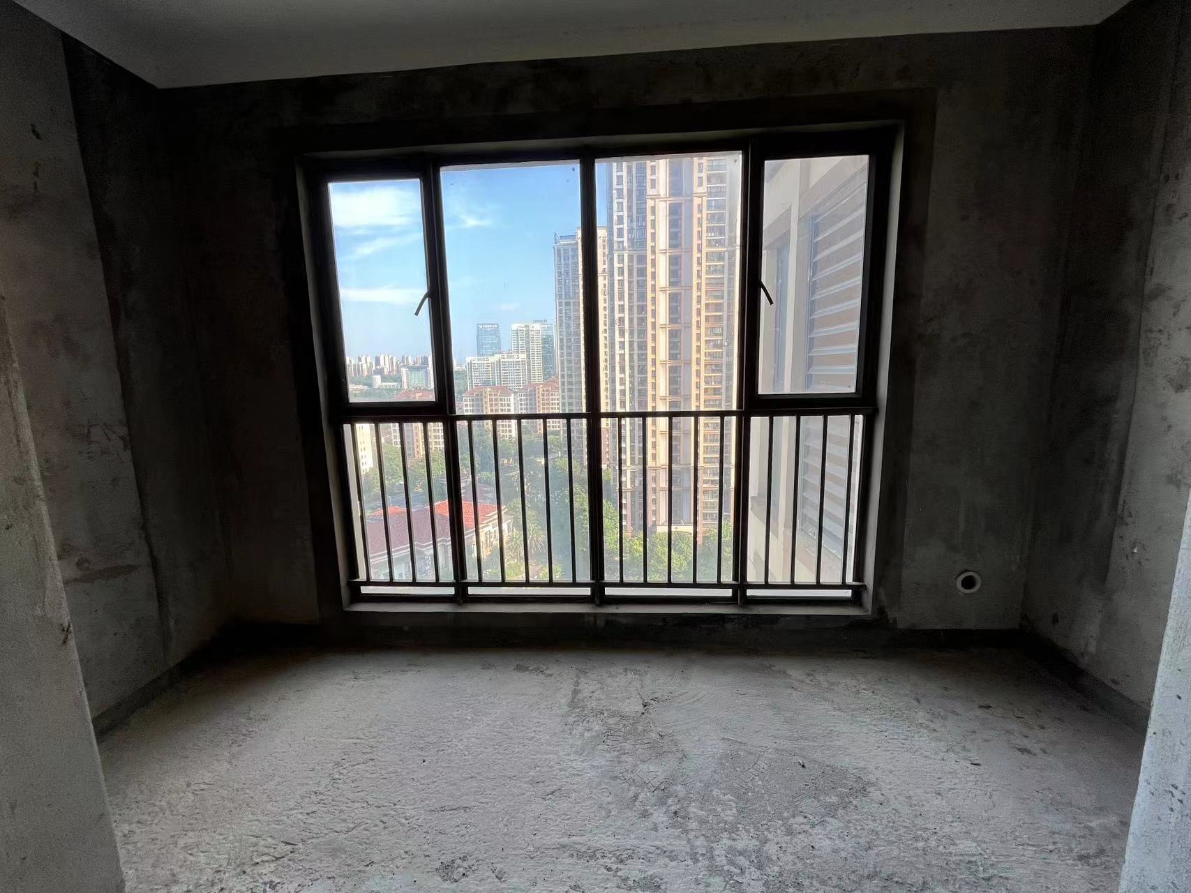 佳兆业金域天下二期 3室2厅2卫 48.0万 佳兆业金域天下二期 3室2厅2卫 48.0万客厅