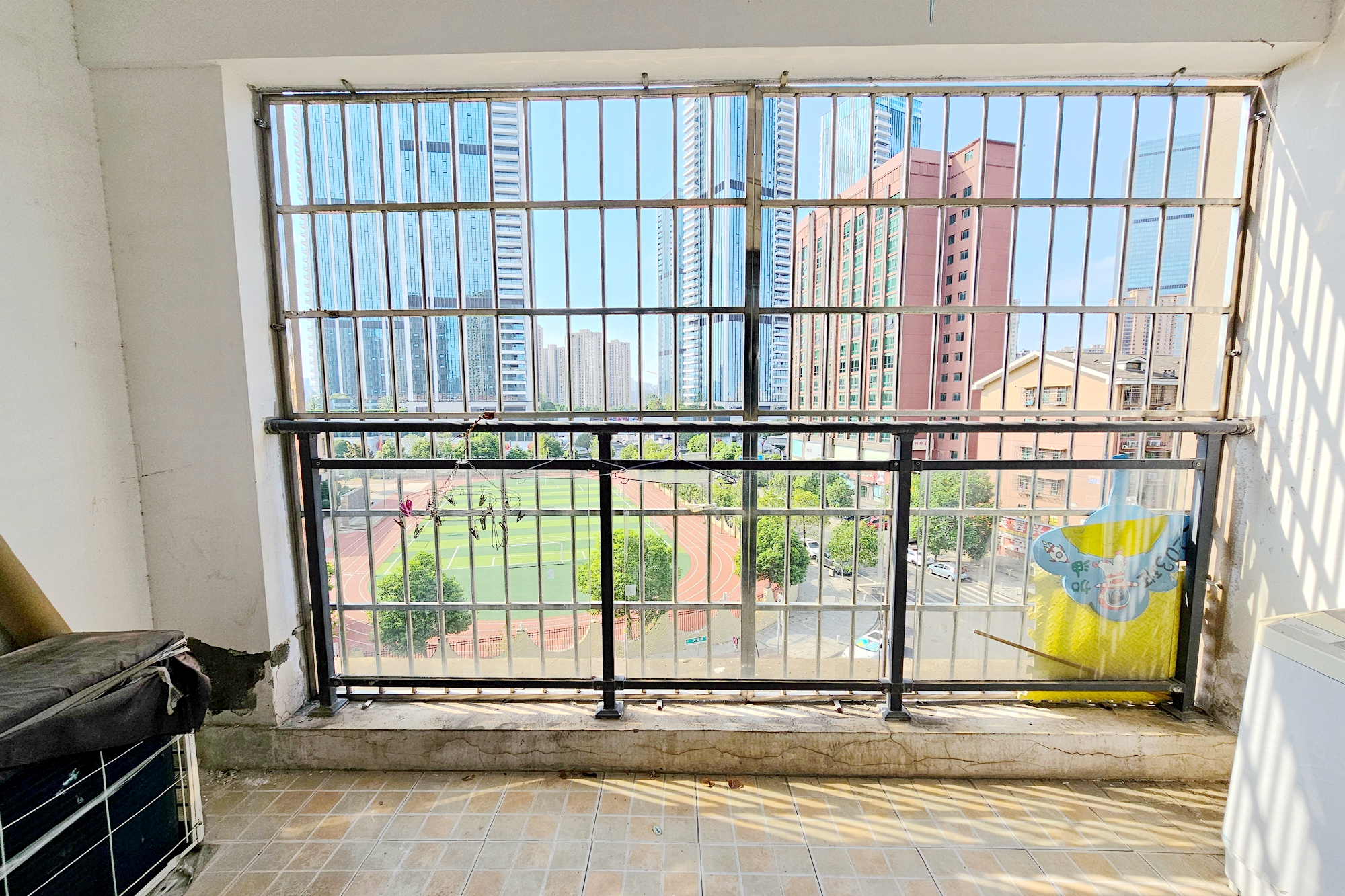 江河东澜湾 3室2厅1卫 99.0万 江河东澜湾 3室2厅1卫 99.0万其他