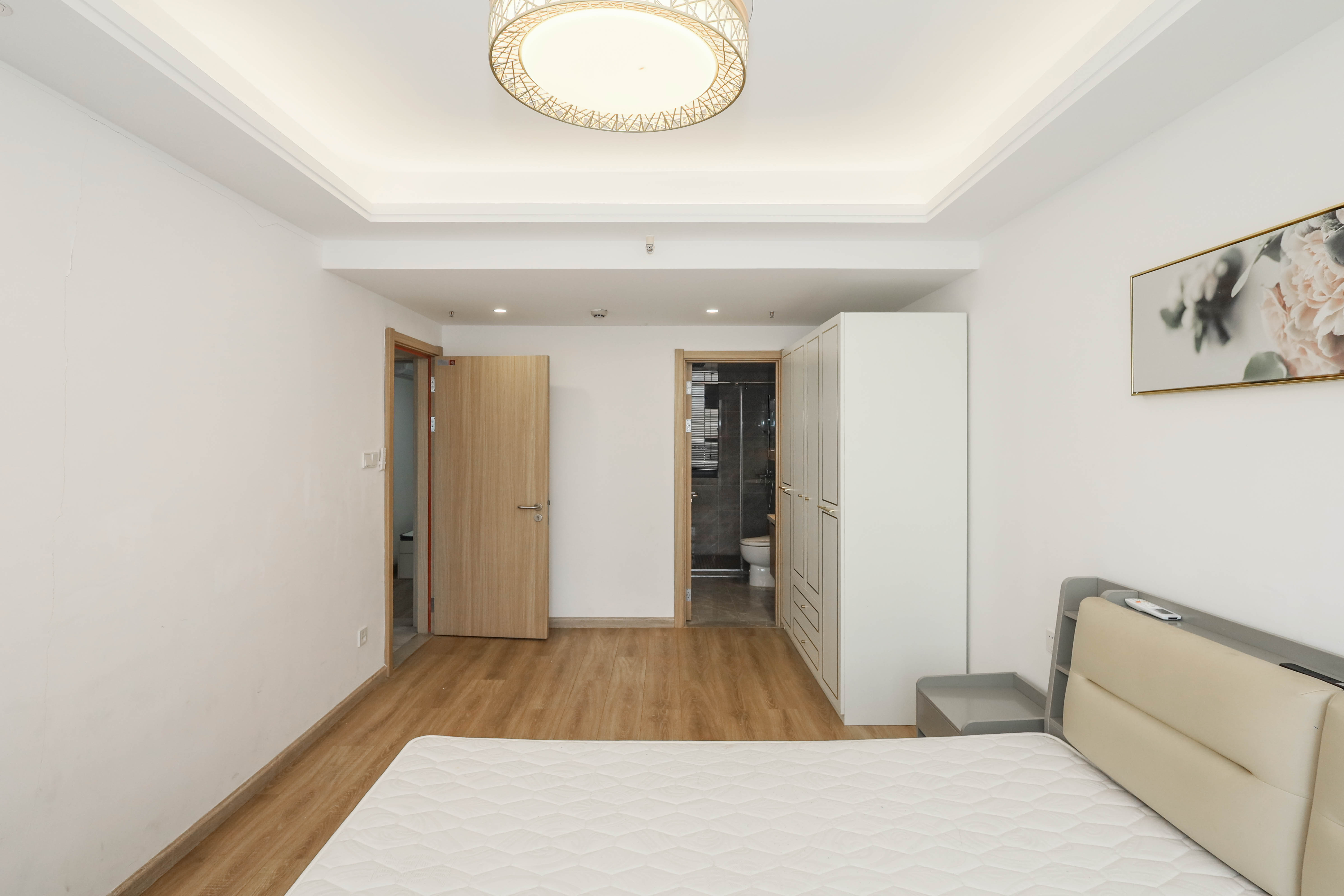 南山梅溪一方  3室2厅2卫    128.0万 南山梅溪一方  3室2厅2卫    128.0万卧室