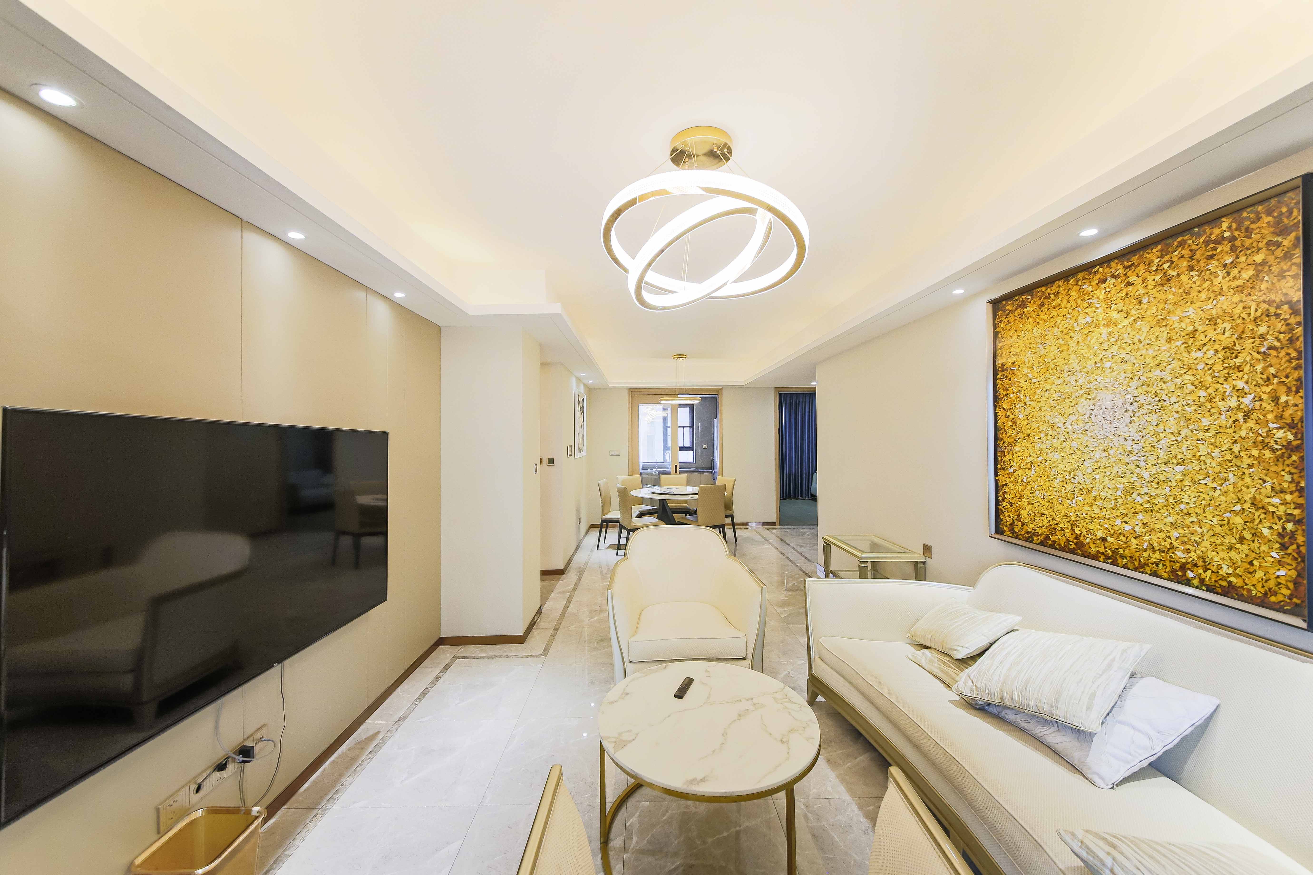 旭辉华宇南宸府  3室2厅2卫    162.0万 旭辉华宇南宸府  3室2厅2卫    162.0万客厅